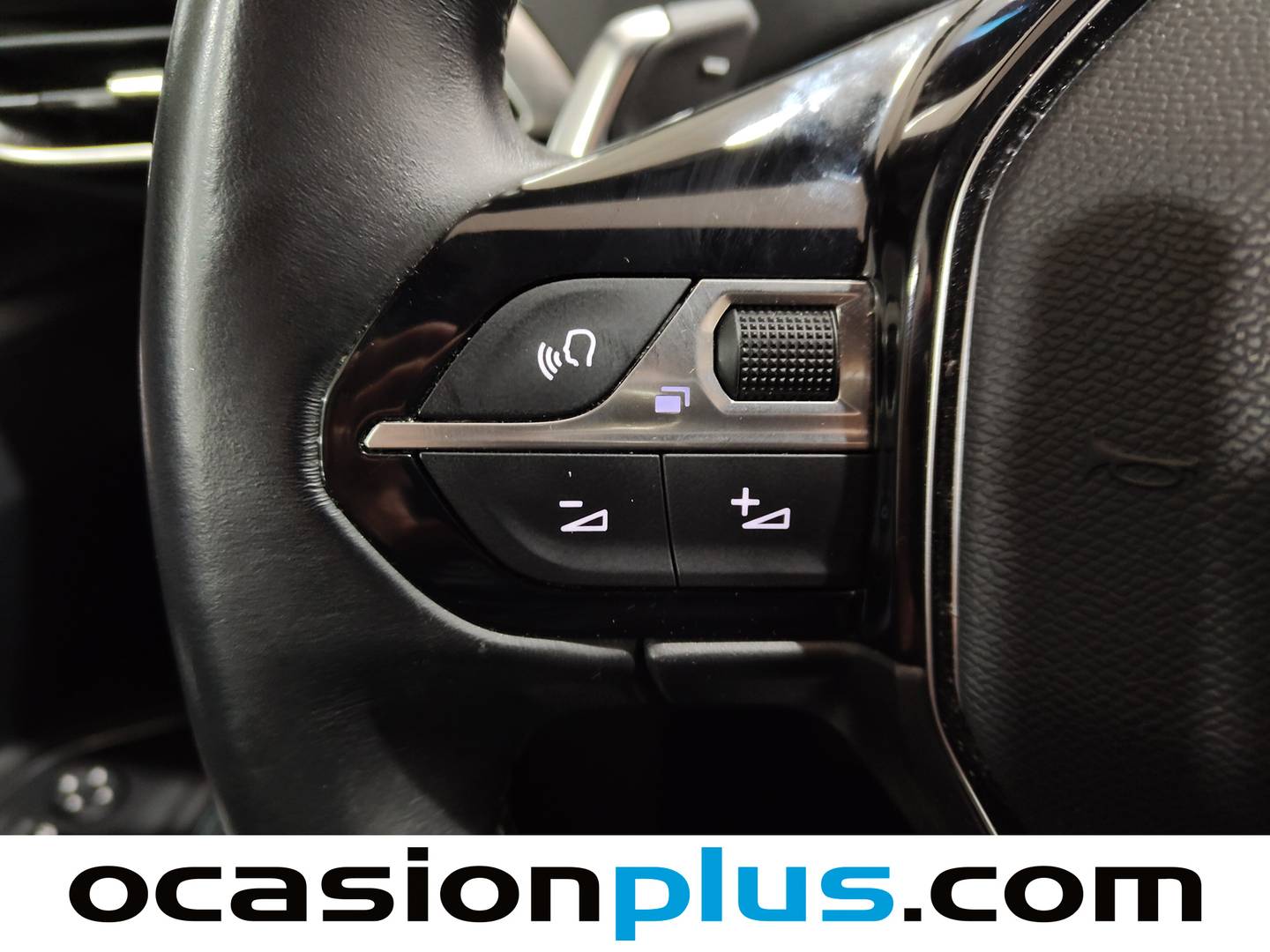 Foto Peugeot 3008 Hybrid Peugeot 3008 Hybrid 300 Allure Pack e-EAT8 (300 CV)