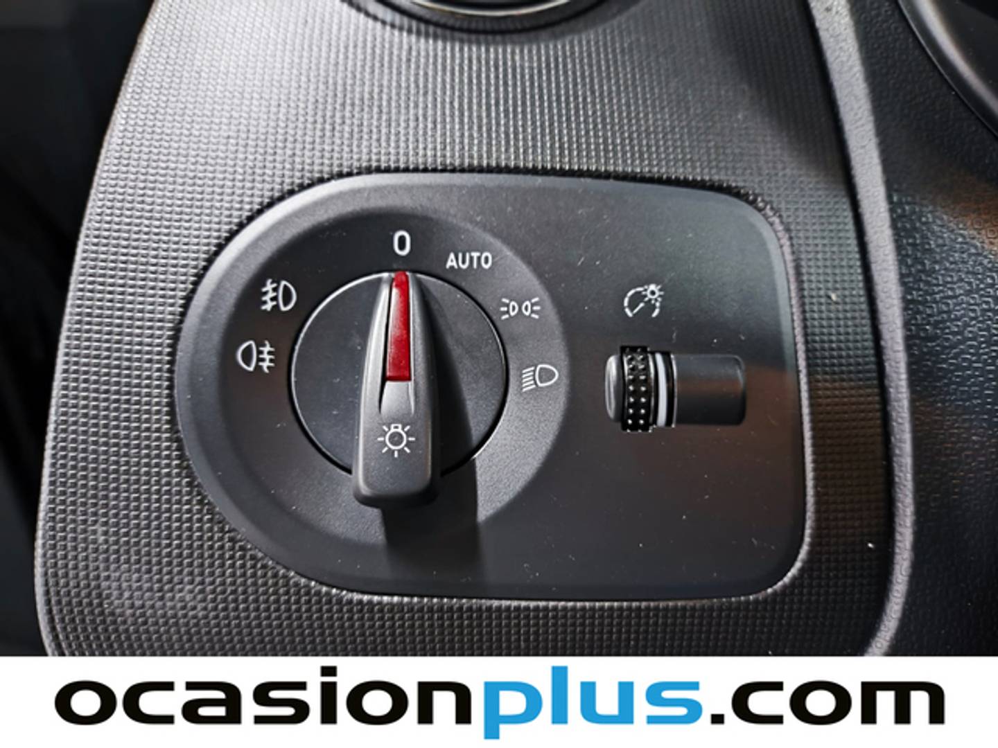 Equipamiento del Seat Ibiza Seat Ibiza 1.2 TSI Style Tech (105 CV)