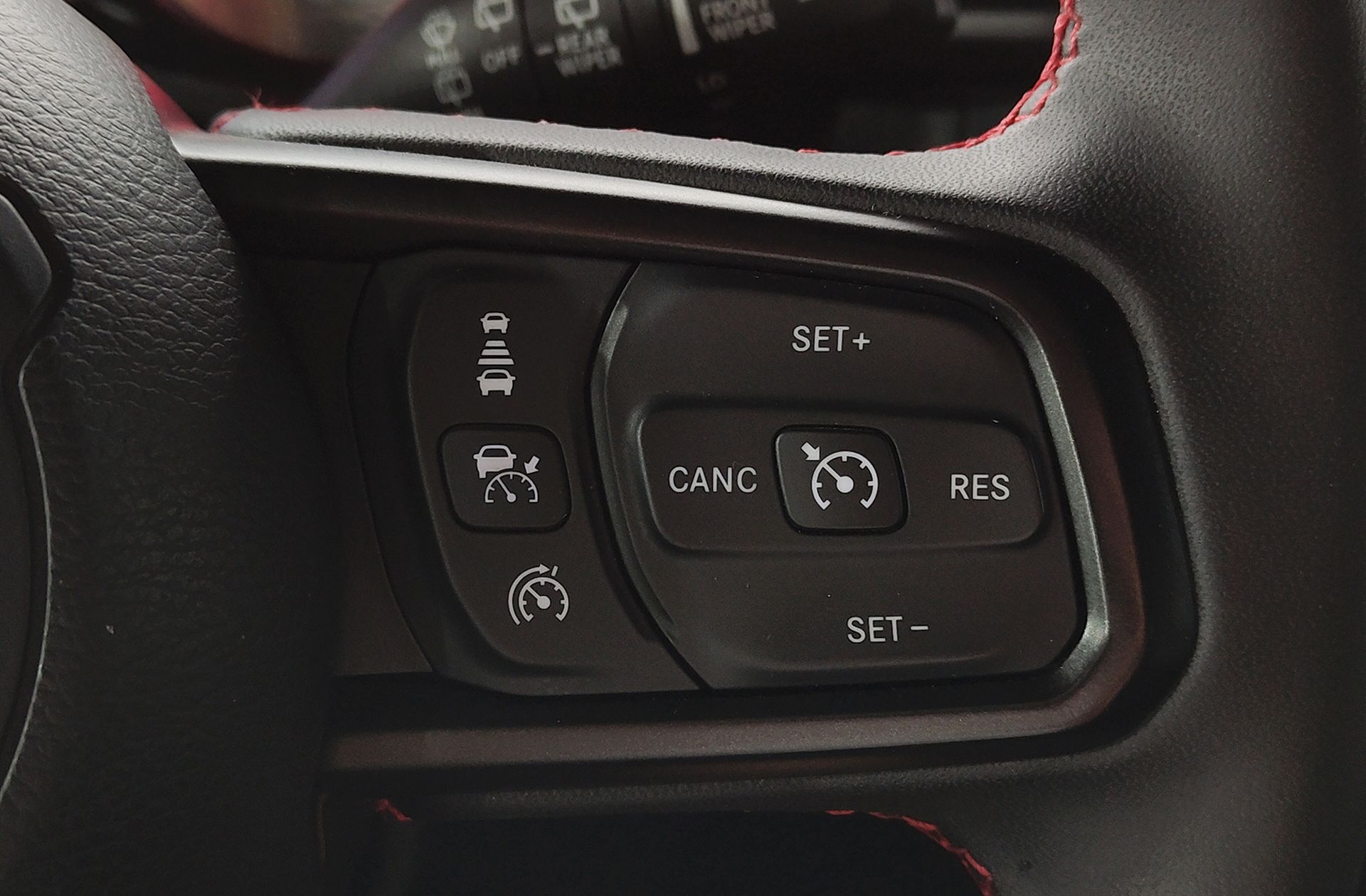 Jeep Wrangler 2.0T GME Rubicon 8ATX - foto 34