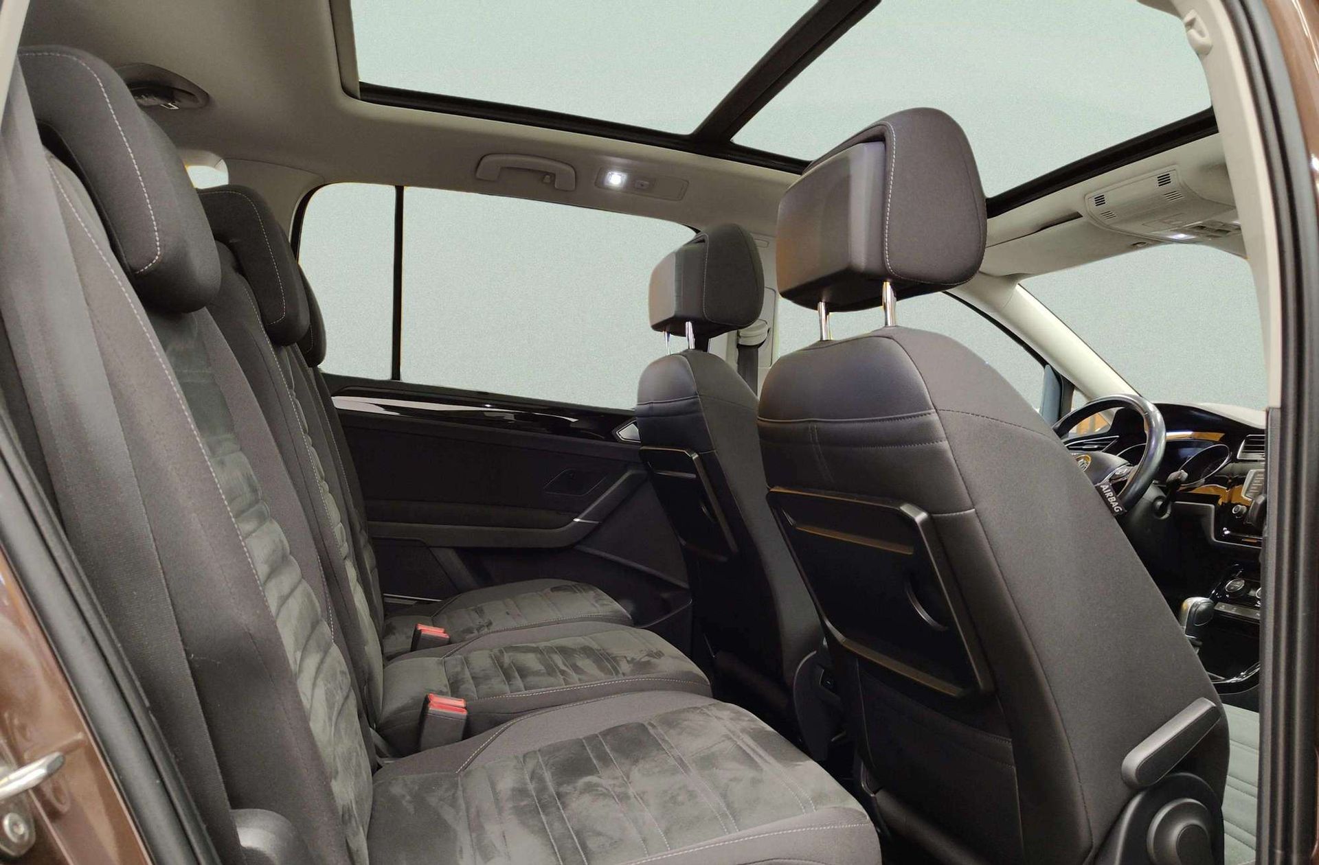 Volkswagen Touran Sport 1.6 TDI BMT DSG - foto 16