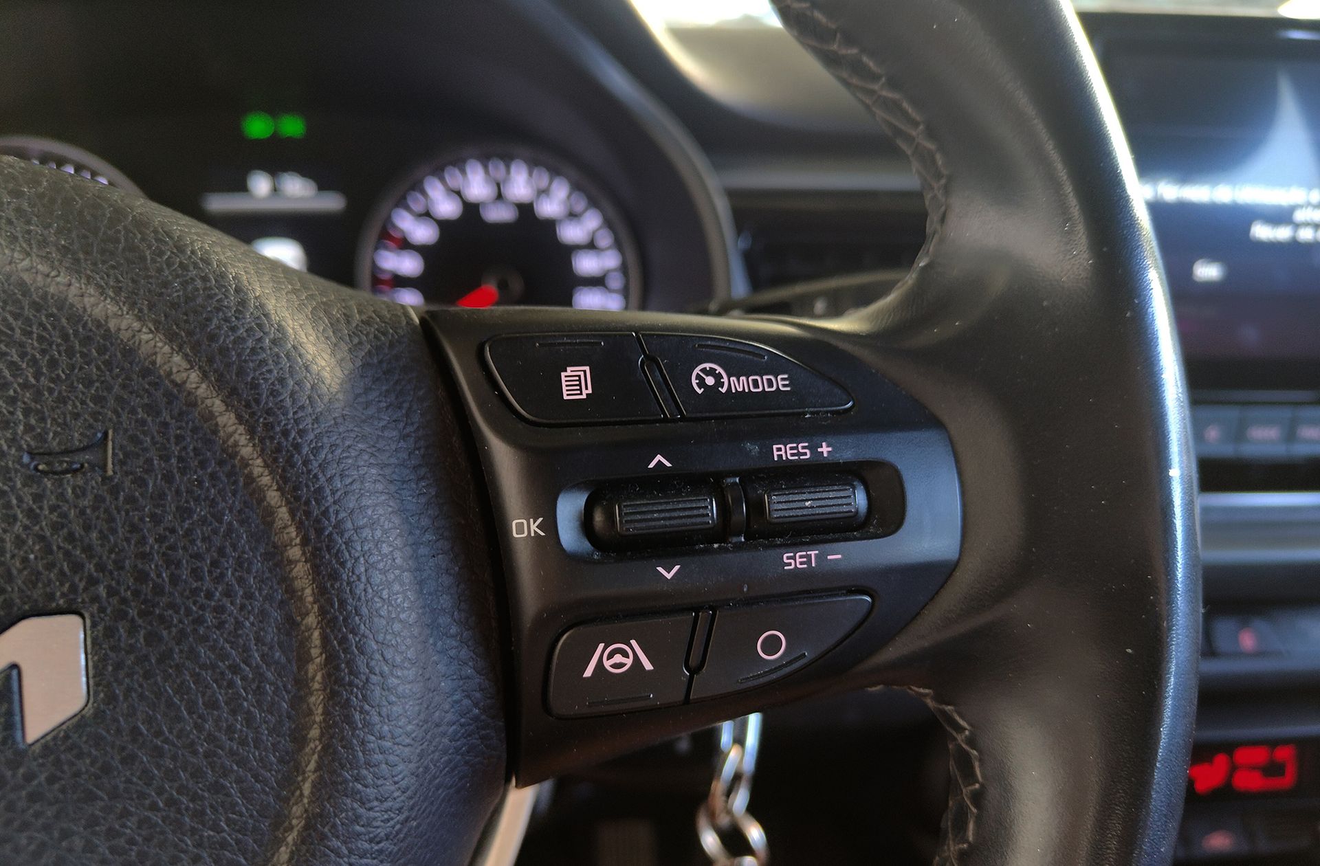 Kia Rio 1.0 T-GDi MHEV iMT Drive - foto 29