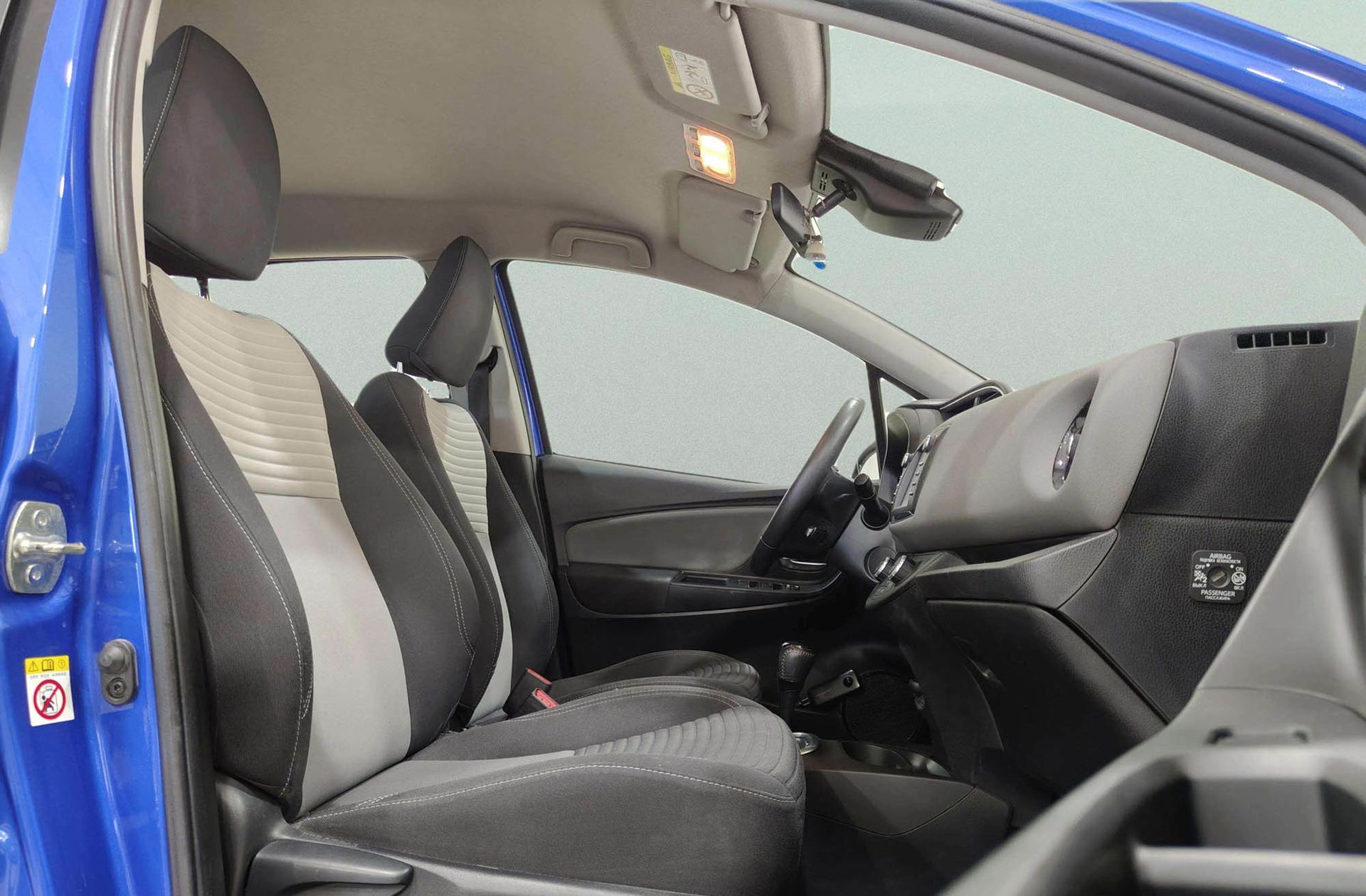 Toyota Yaris 1.5 Hybrid Active - foto 14