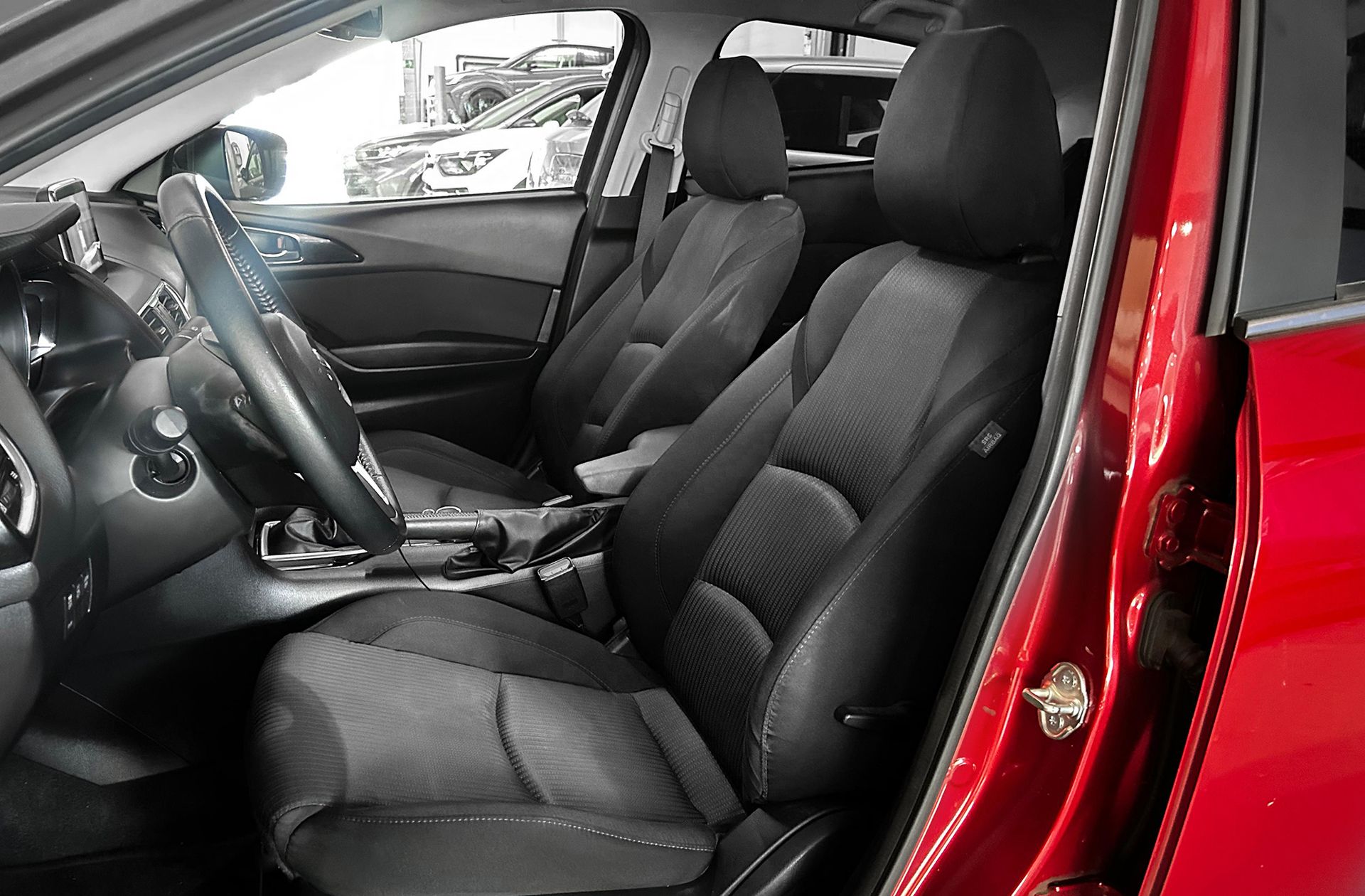 Mazda Mazda3 1.5 DE Luxury - foto 9