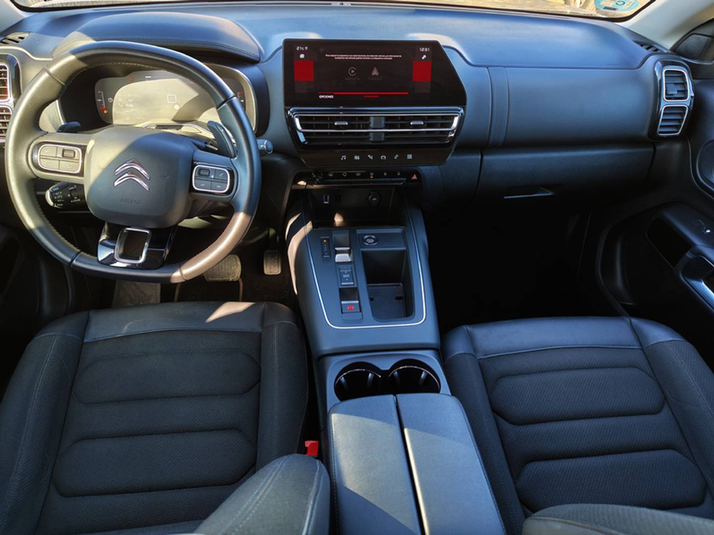 Foto Citroën C5 Aircross Citroen C5 Aircross Aircross BlueHdi 130 S&S C Series EAT8 (131 CV)