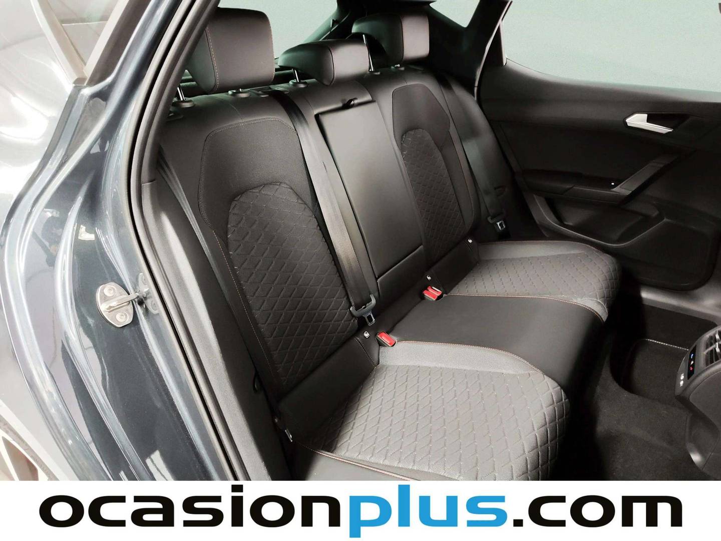 Foto Seat León SEAT León 1.5 eTSI S&S FR DSG (150 CV)