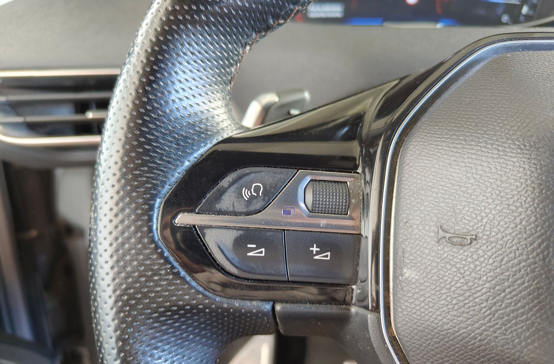 Peugeot 5008 PureTech 130 GT Line EAT8 (7 Plazas) - foto 28