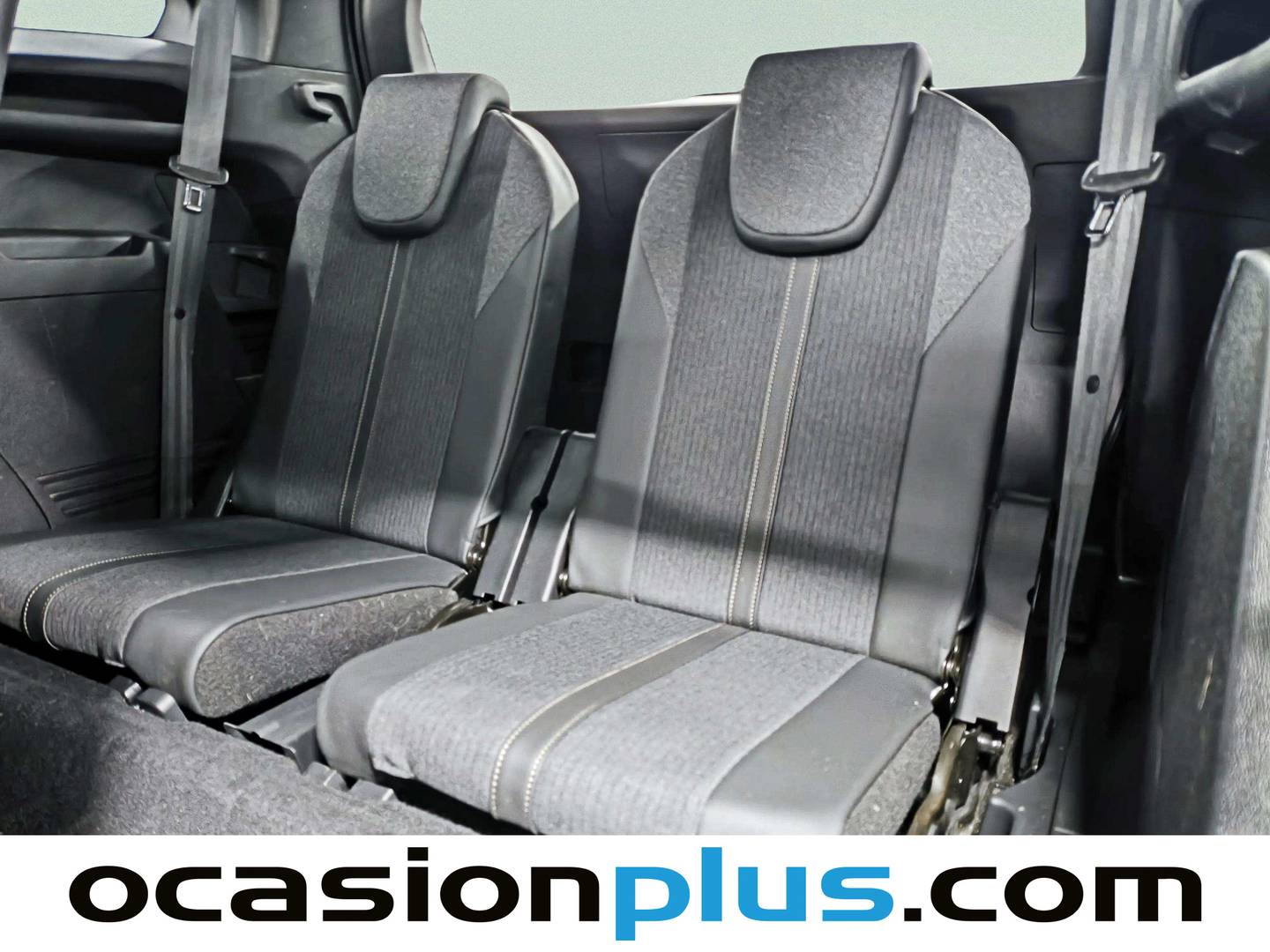 Foto asientos delanteros Peugeot 5008 Peugeot 5008 PureTech 130 GT Line EAT8 (130 CV) 7 Plazas