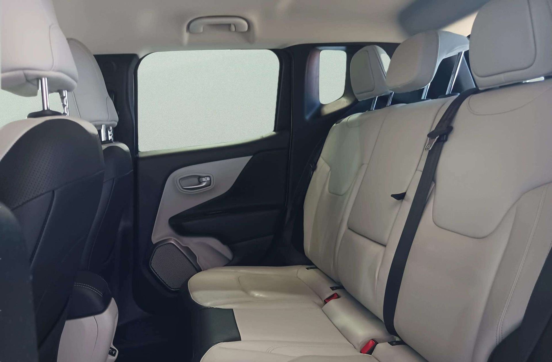 Jeep Renegade 1.6 MultiJet Limited 4x2 - foto 12