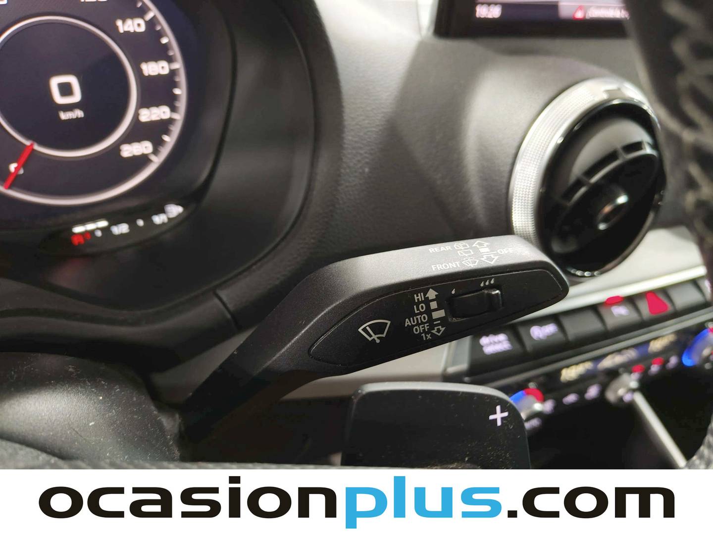 Foto Audi Q2 Audi Q2 Adrenalin 35 TDI (150 CV) S tronic  PACK S-LINE