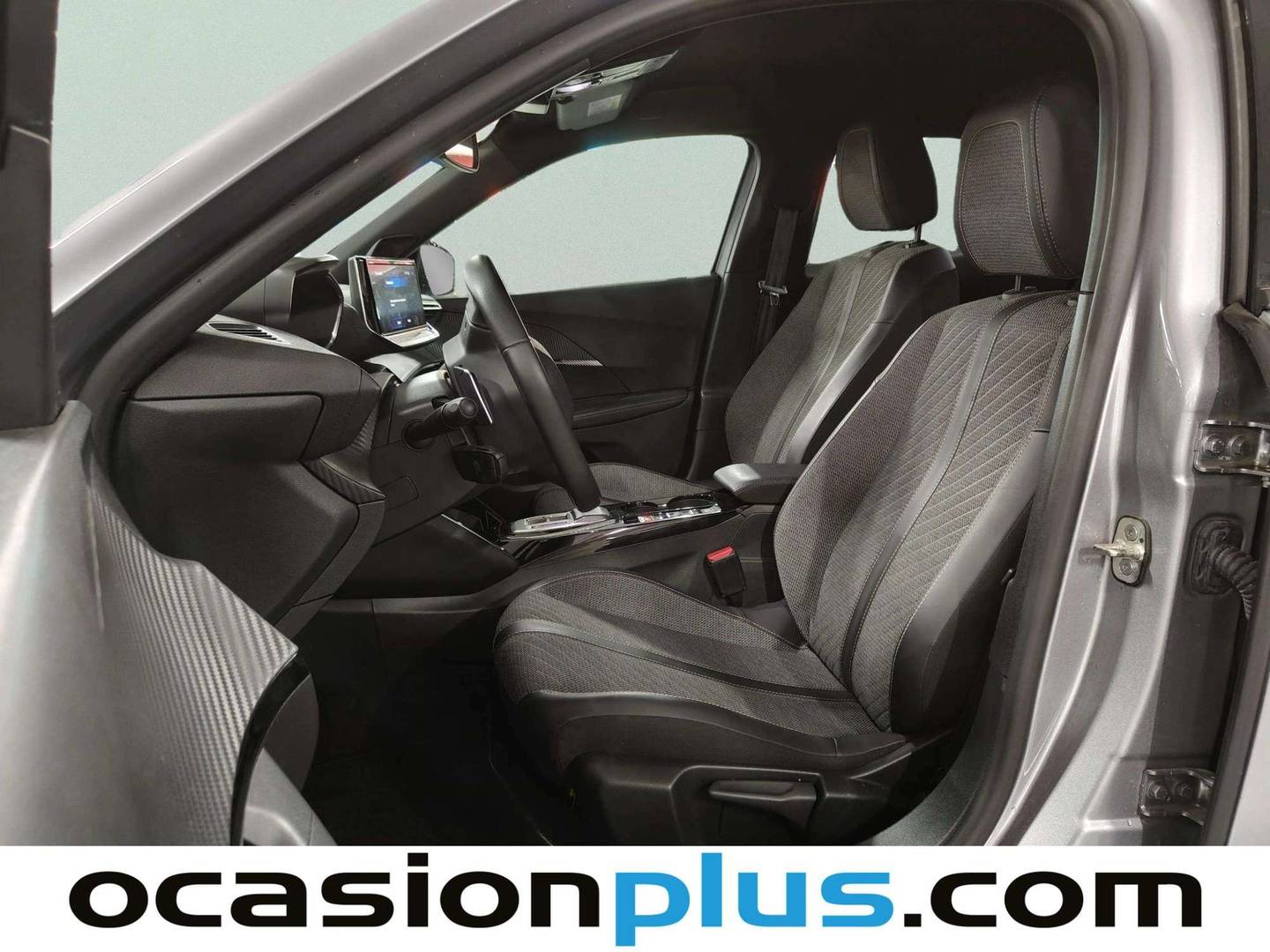 Foto asientos delanteros Peugeot 2008 Peugeot 2008 Allure Hybrid eDCS6 (145 CV)