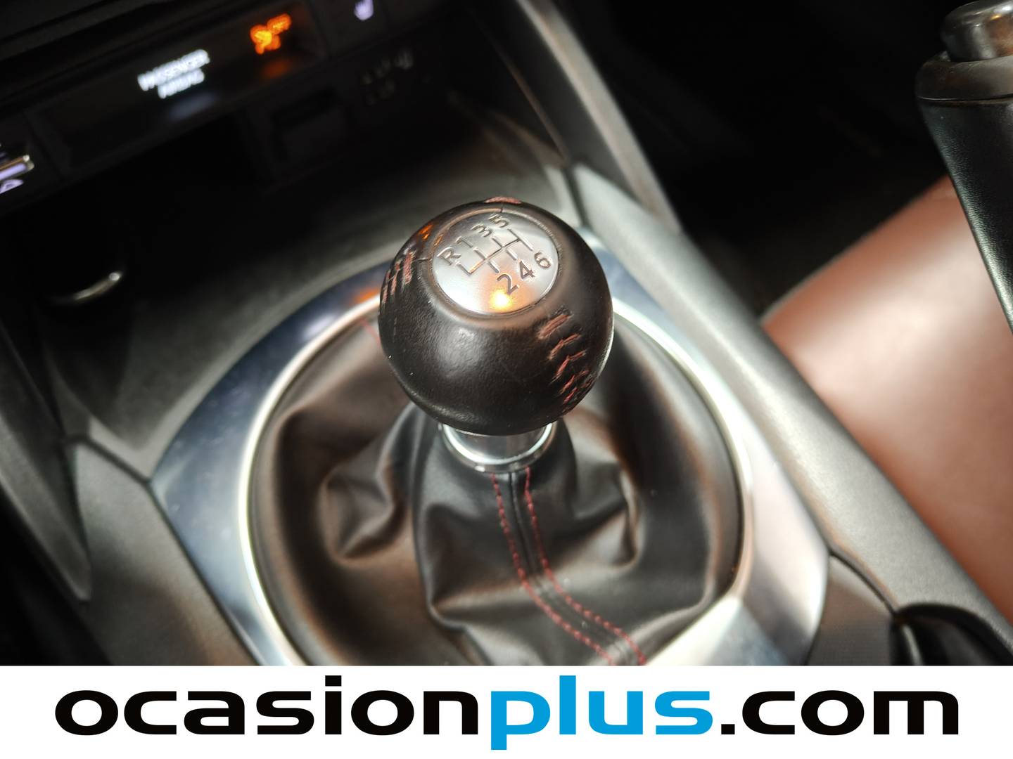 Foto Mazda MX-5 Mazda MX-5 2.0 Nappa Edition Twin Tone RF (160 CV)