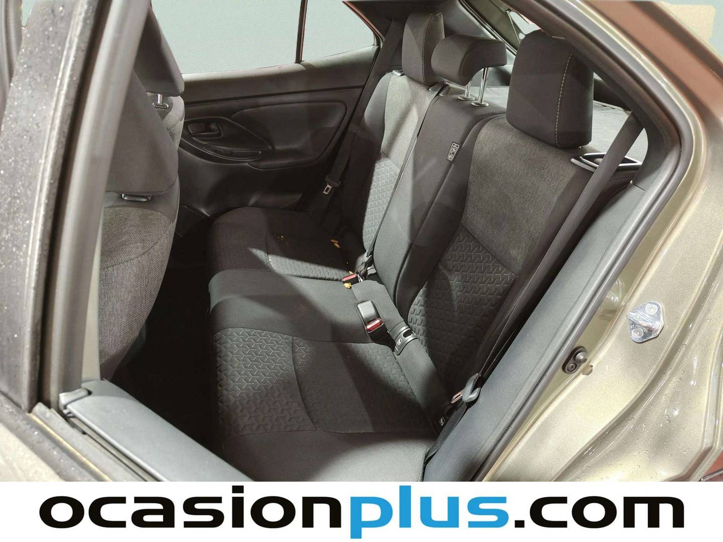 Foto asientos traseros Toyota Yaris Cross Toyota Yaris Cross 120H Active Tech (116 CV)