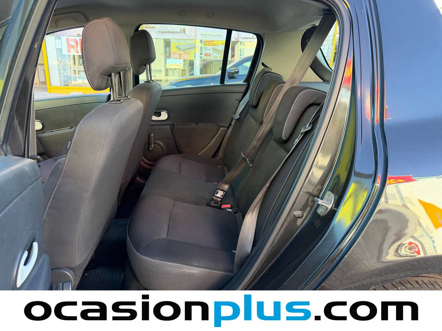 Foto asientos traseros Renault Clio Renault Clio Yahoo! 1.2 16v (75 CV)