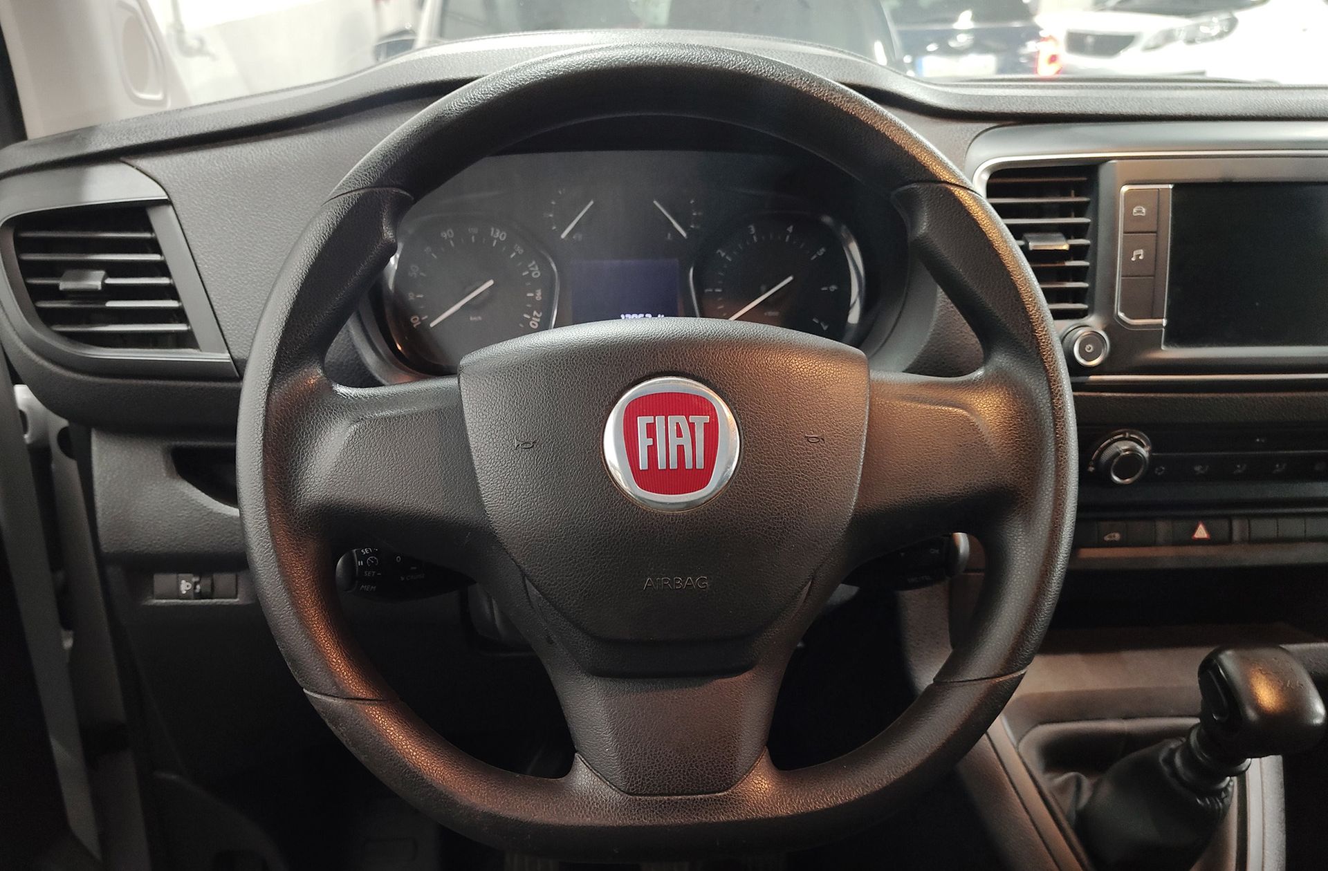 Fiat Scudo Furgon 1.5 BlueHDi L2 - foto 20
