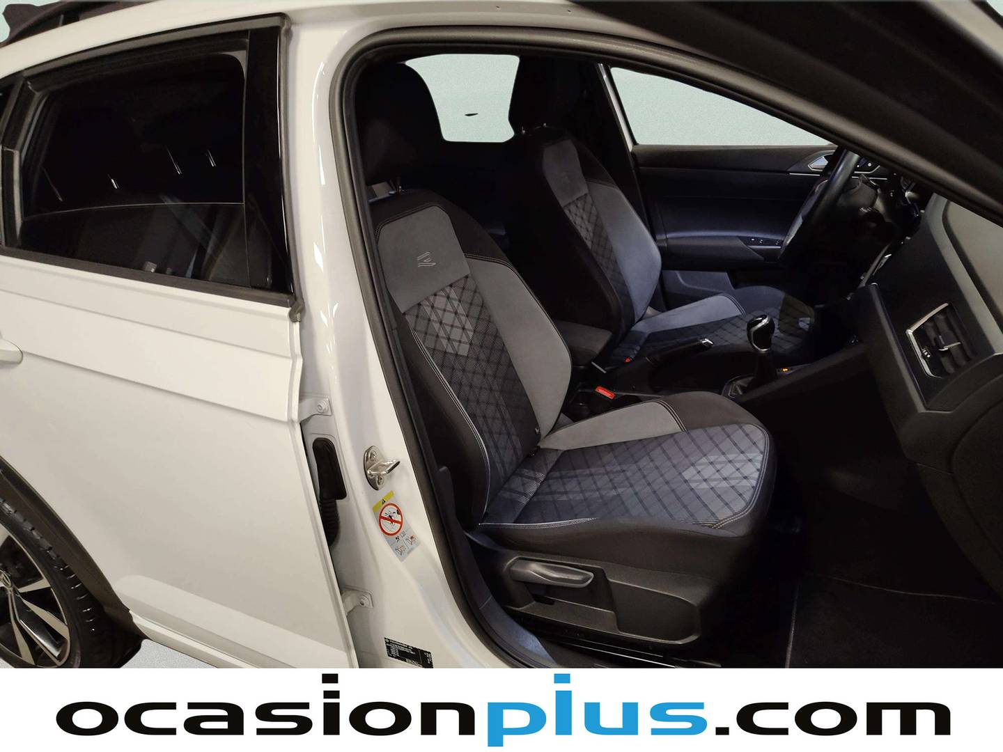 Foto Volkswagen Taigo Volkswagen Taigo R-Line 1.0 TSI (110 CV)