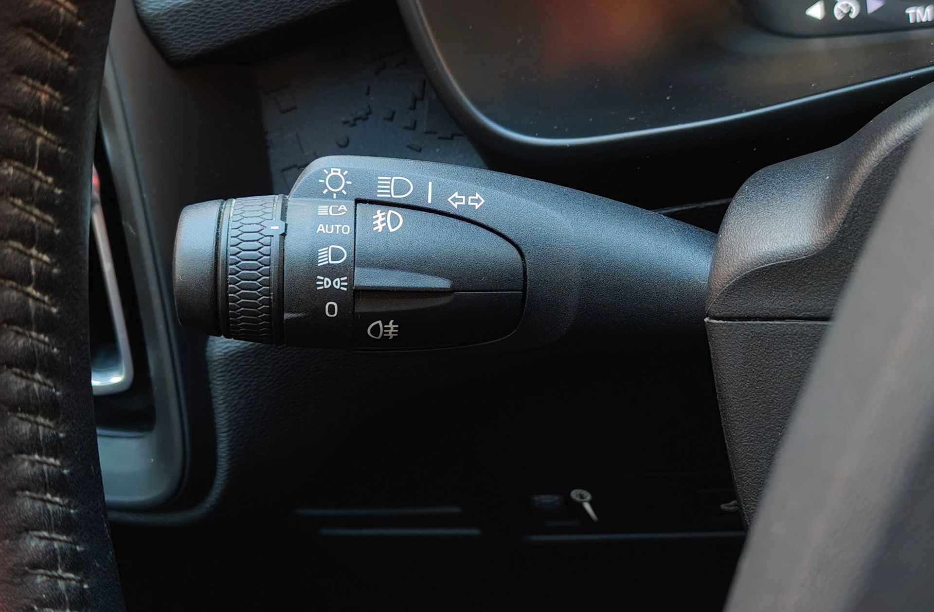 Volvo XC40 T3 Momentum Core - foto 23