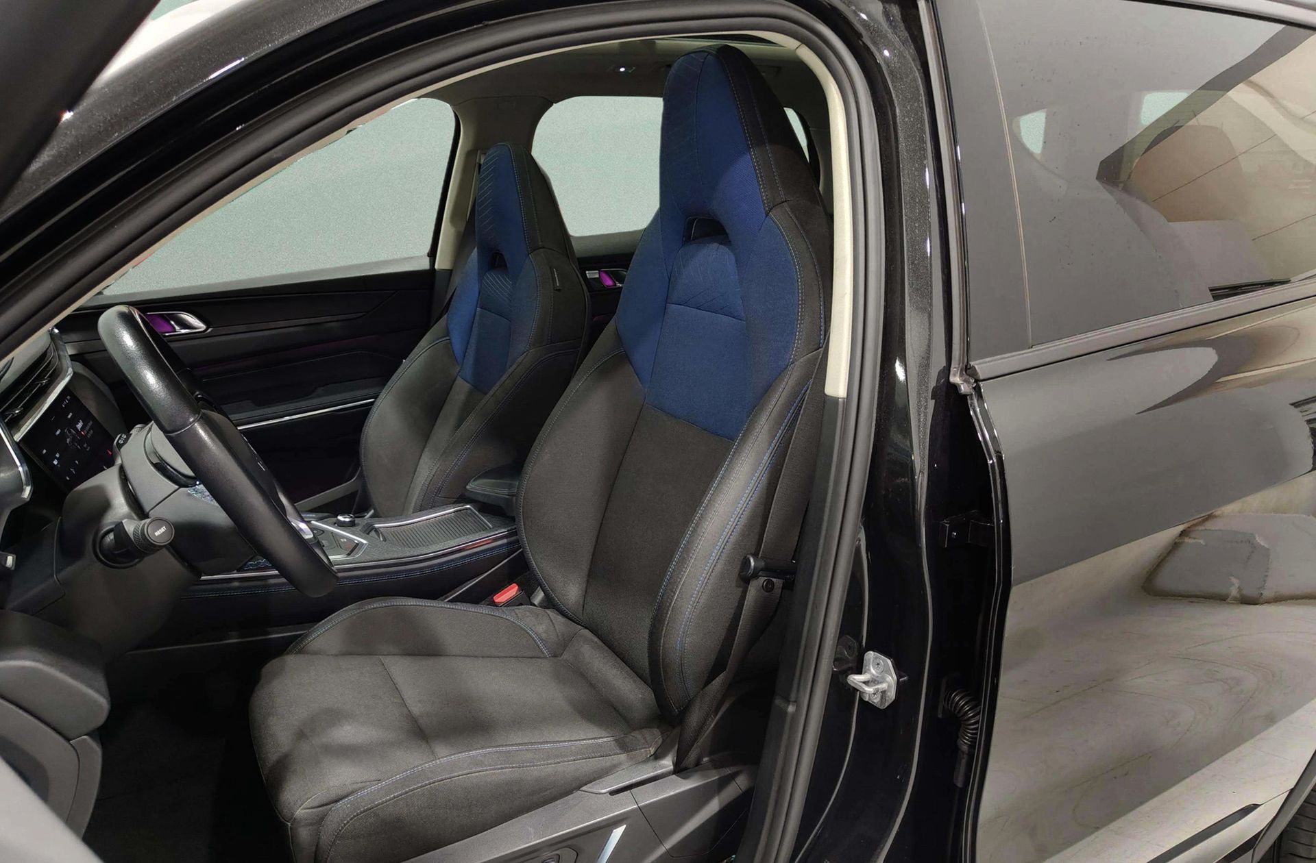 Lynk & Co 01 1.5 PHEV - foto 14