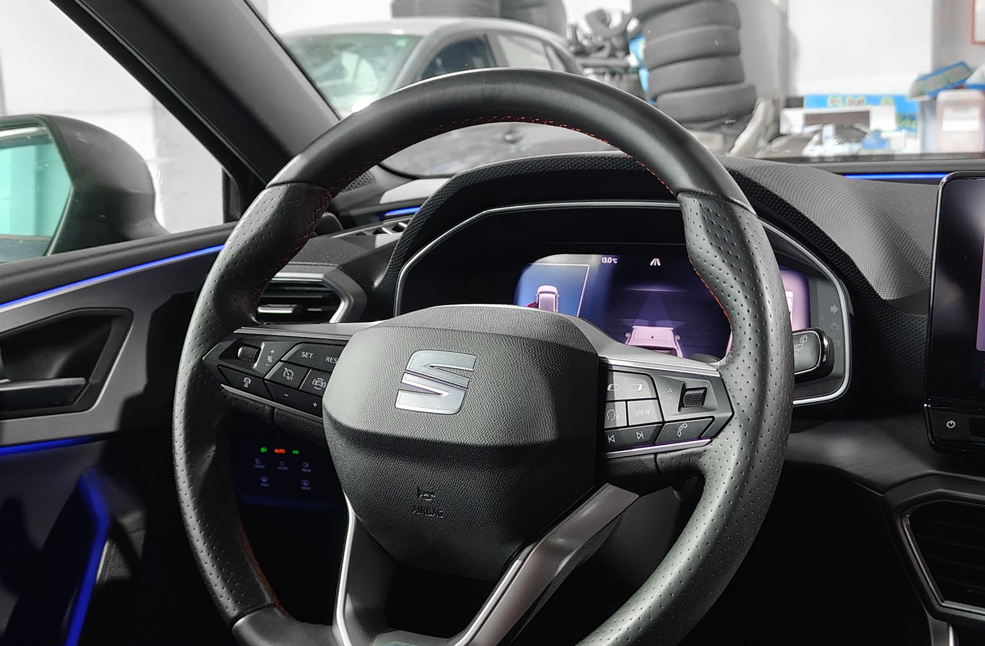 SEAT León 1.5 eTSI FR Launch Pack L DSG - foto 27