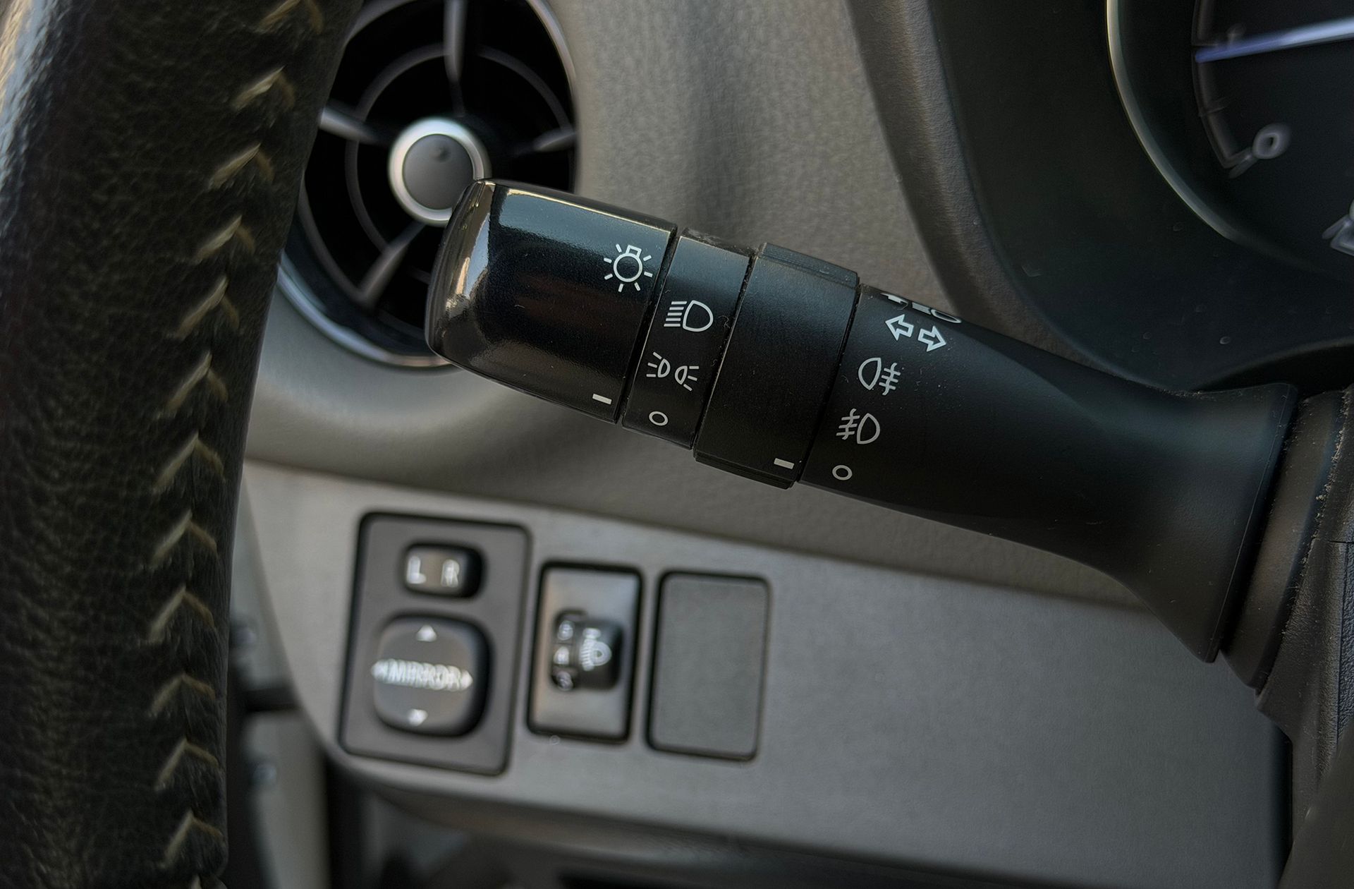 Toyota Yaris 1.5 Active - foto 18