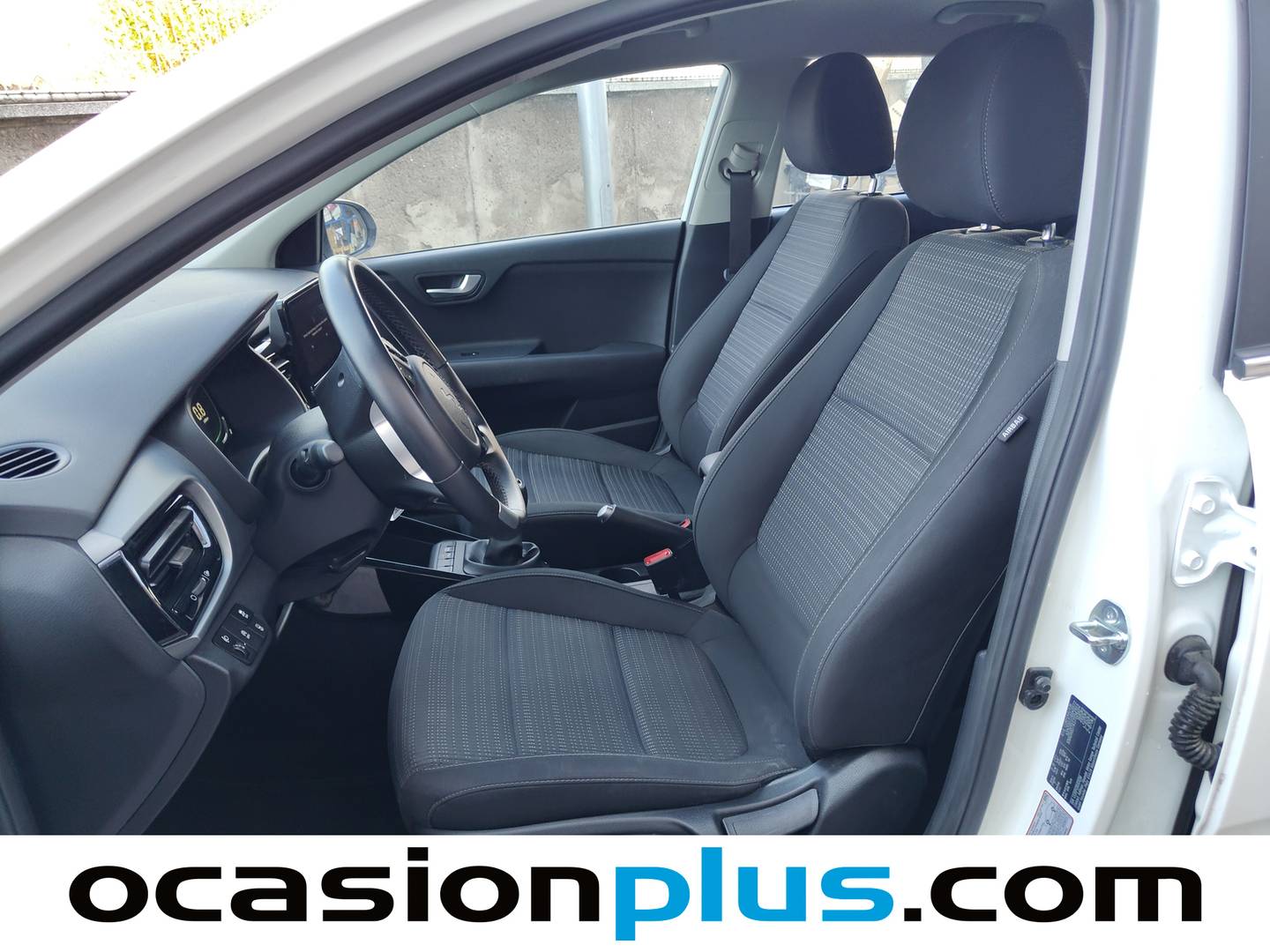 Foto asientos delanteros KIA Stonic KIA Stonic 1.0 T-GDi MHEV Drive (100 CV)