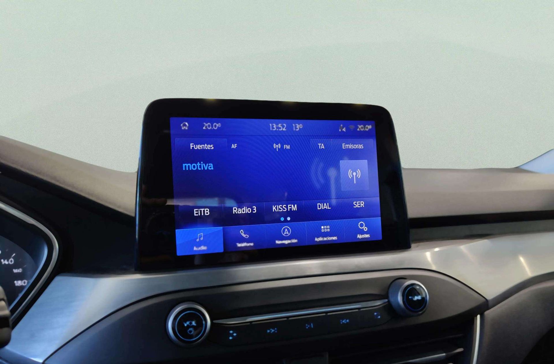 Ford Focus Sportbreak 2.0 EcoBlue Titanium - foto 37