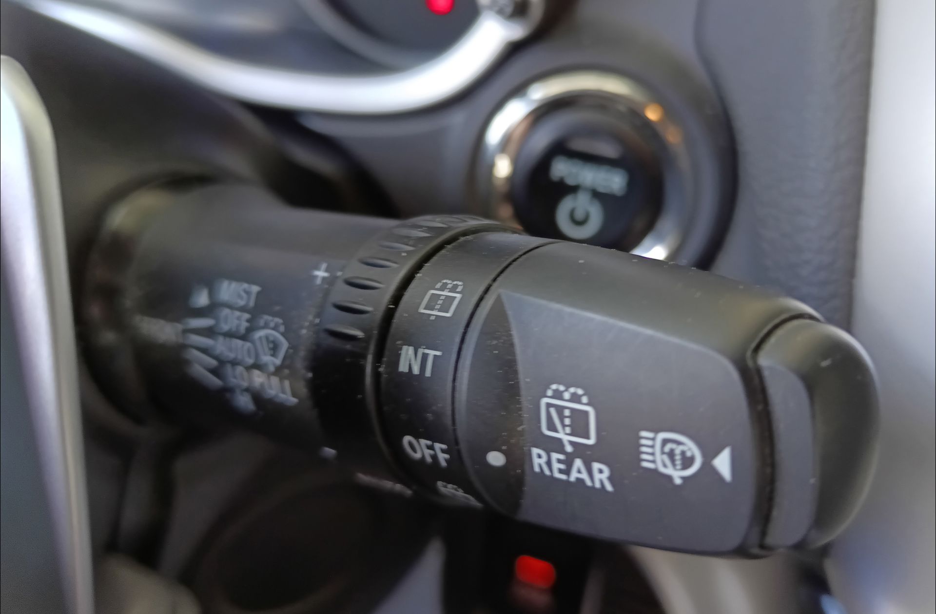 Mitsubishi Eclipse Cross 2.4 PHEV Kaiteki 4WD - foto 25