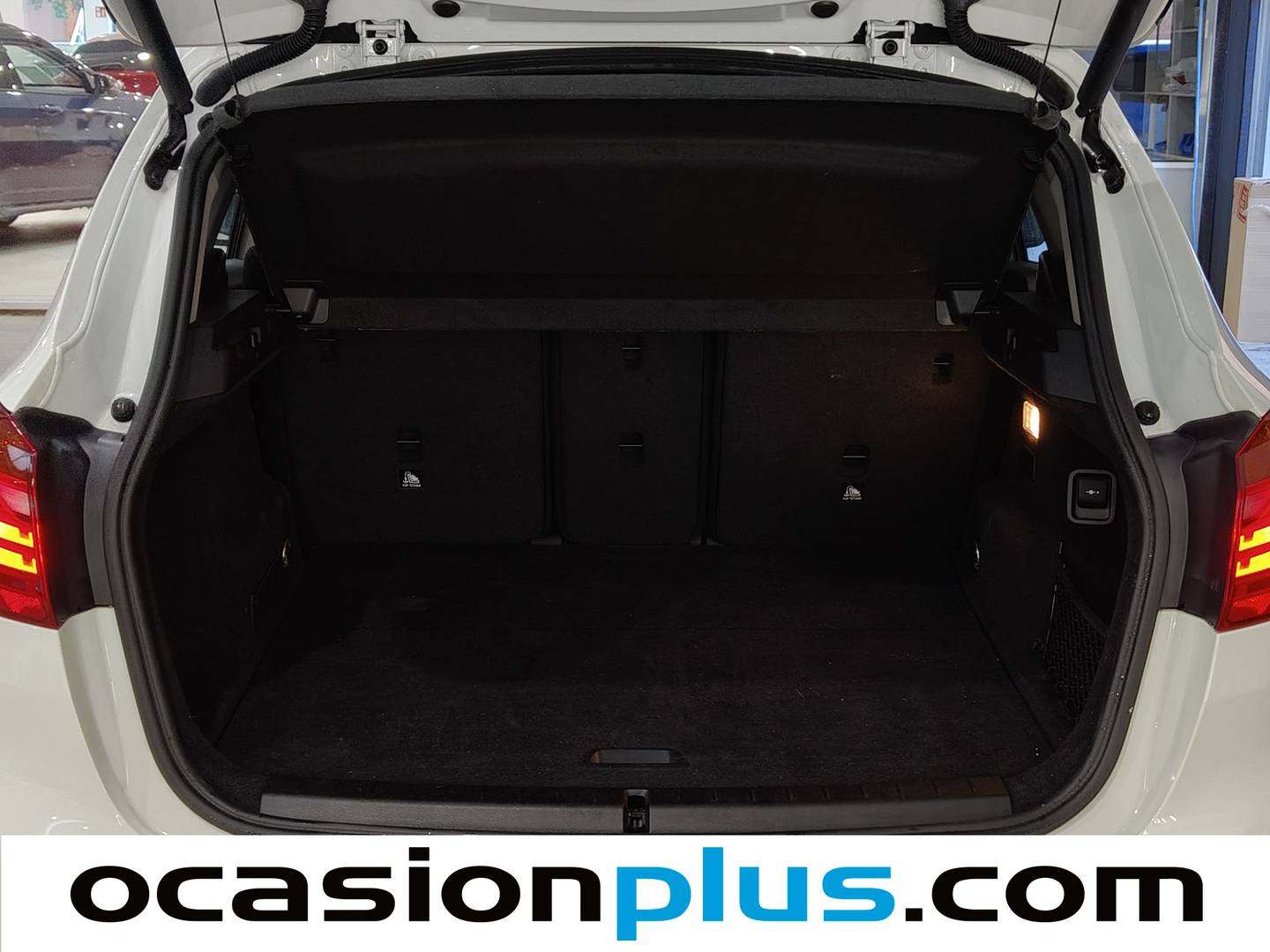 Foto BMW Serie 2 Active Tourer BMW Serie 2 225xe iPerformance Active Tourer (224 CV)