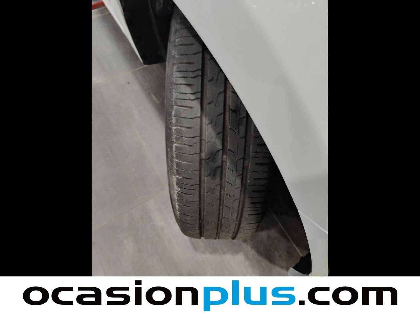 Dacia Sandero Dacia Sandero Essential 1.0 (73 CV) 73cv