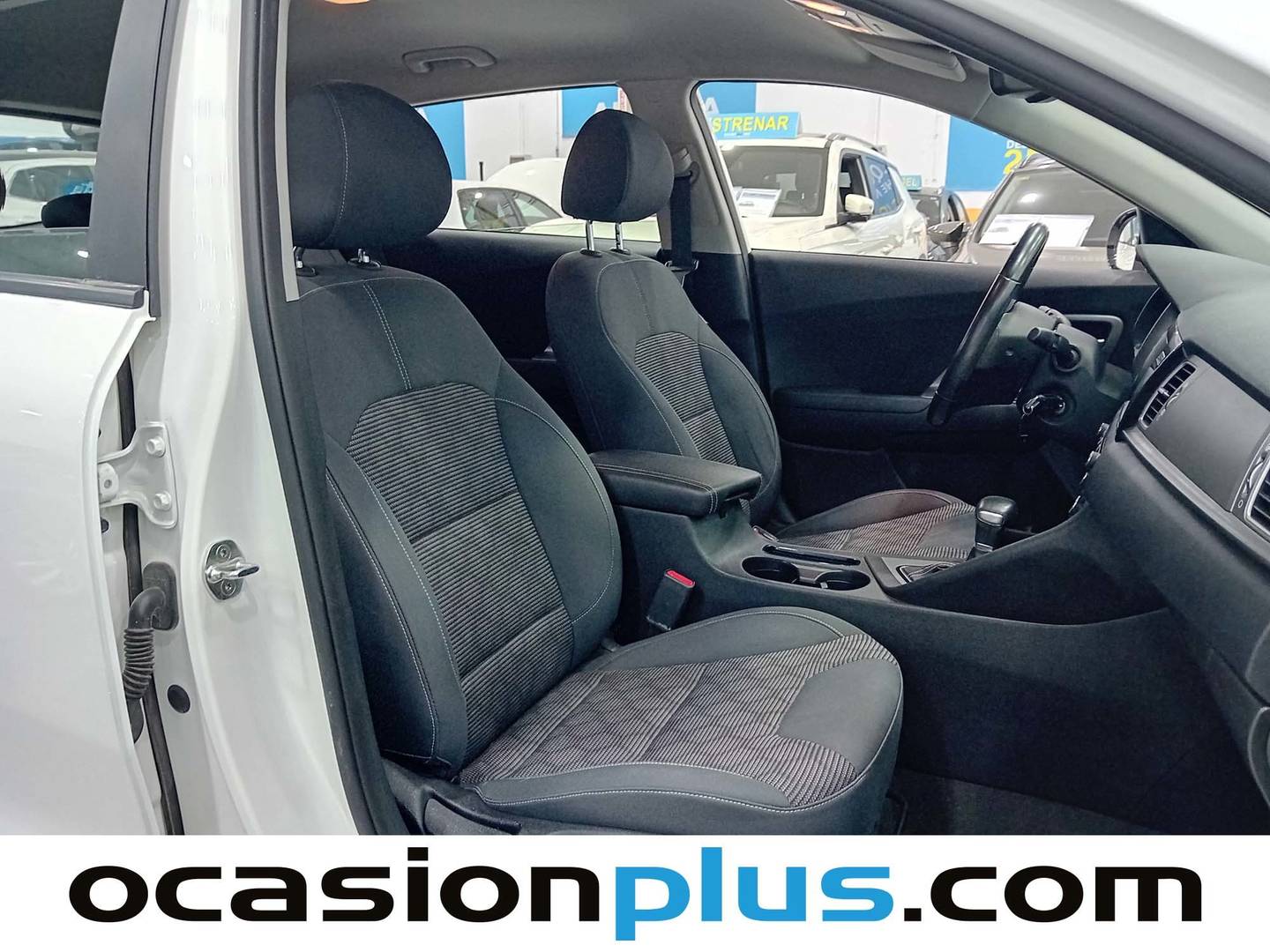 Foto KIA Niro Kia Niro 1.6 GDi HEV Híbrido Drive (141 CV)