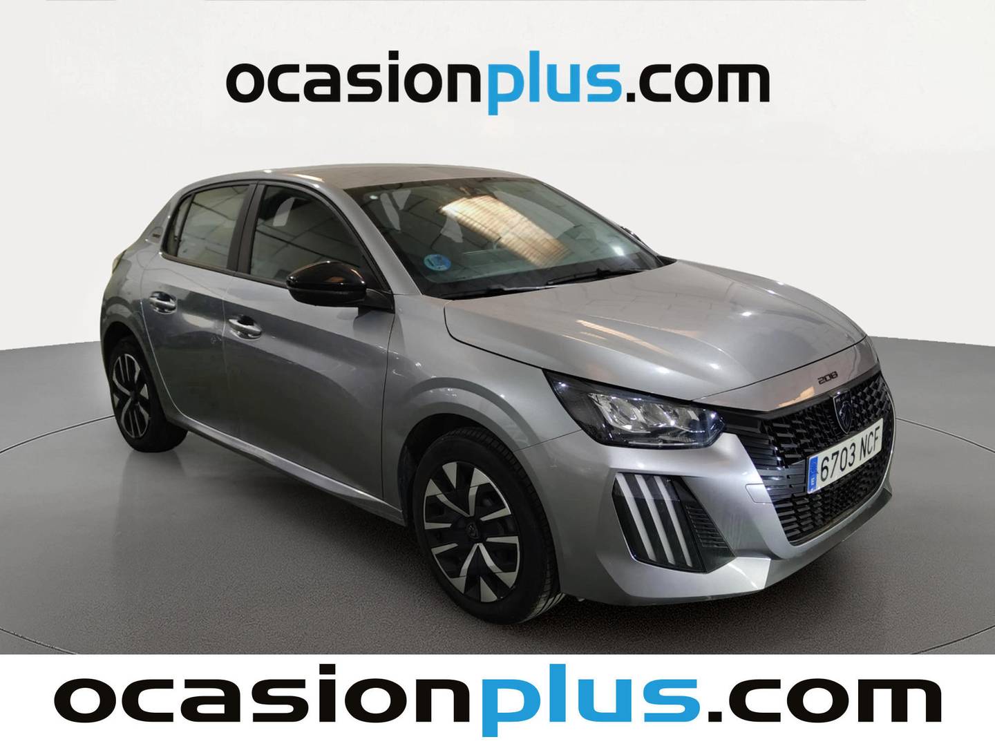 Foto delantera Peugeot 208 Peugeot 208 Style Hybrid 100 eDCS6 (100 CV) derecha
