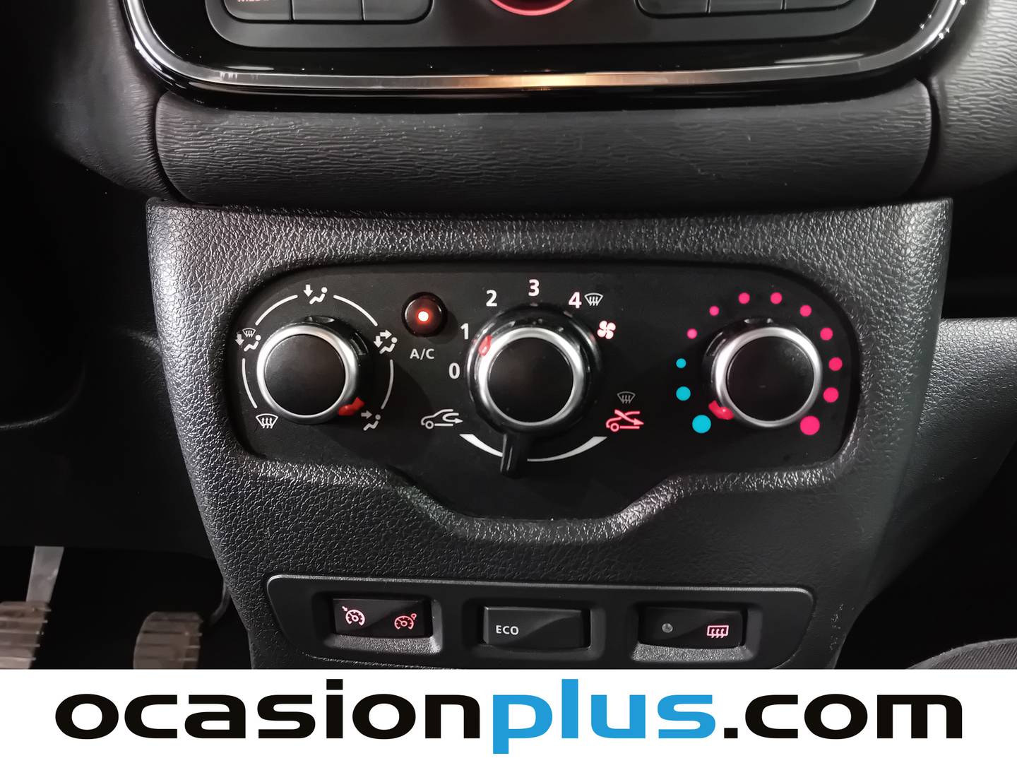 Equipamiento del Dacia Lodgy Dacia Lodgy Stepway 1.6 (102 CV) 7 Plazas