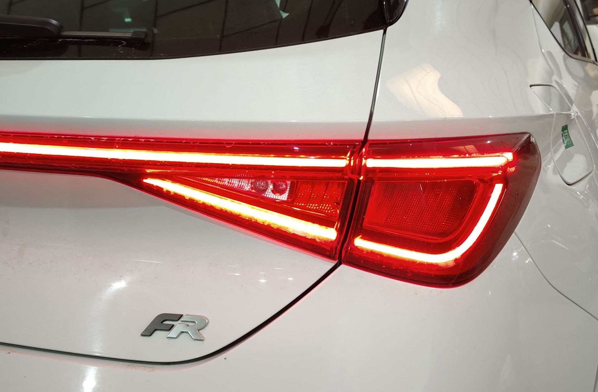 SEAT León 1.5 TSI FR 25 Aniversario - foto 16