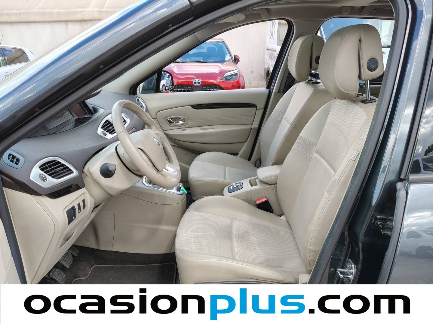 Foto asientos delanteros Renault Grand Scénic Renault Grand Scenic 2.0 dCi Privilege 7 Plazas (160 CV)