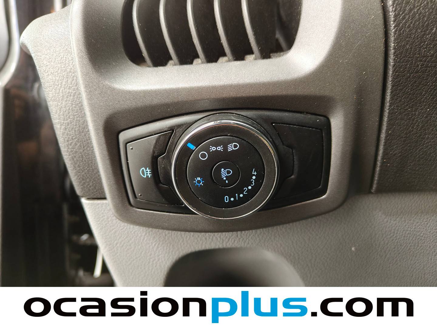 Ford Transit Custom Ford Transit Custom 2.2 TDCI 290 L1 Ambiente (125 CV) seminuevo