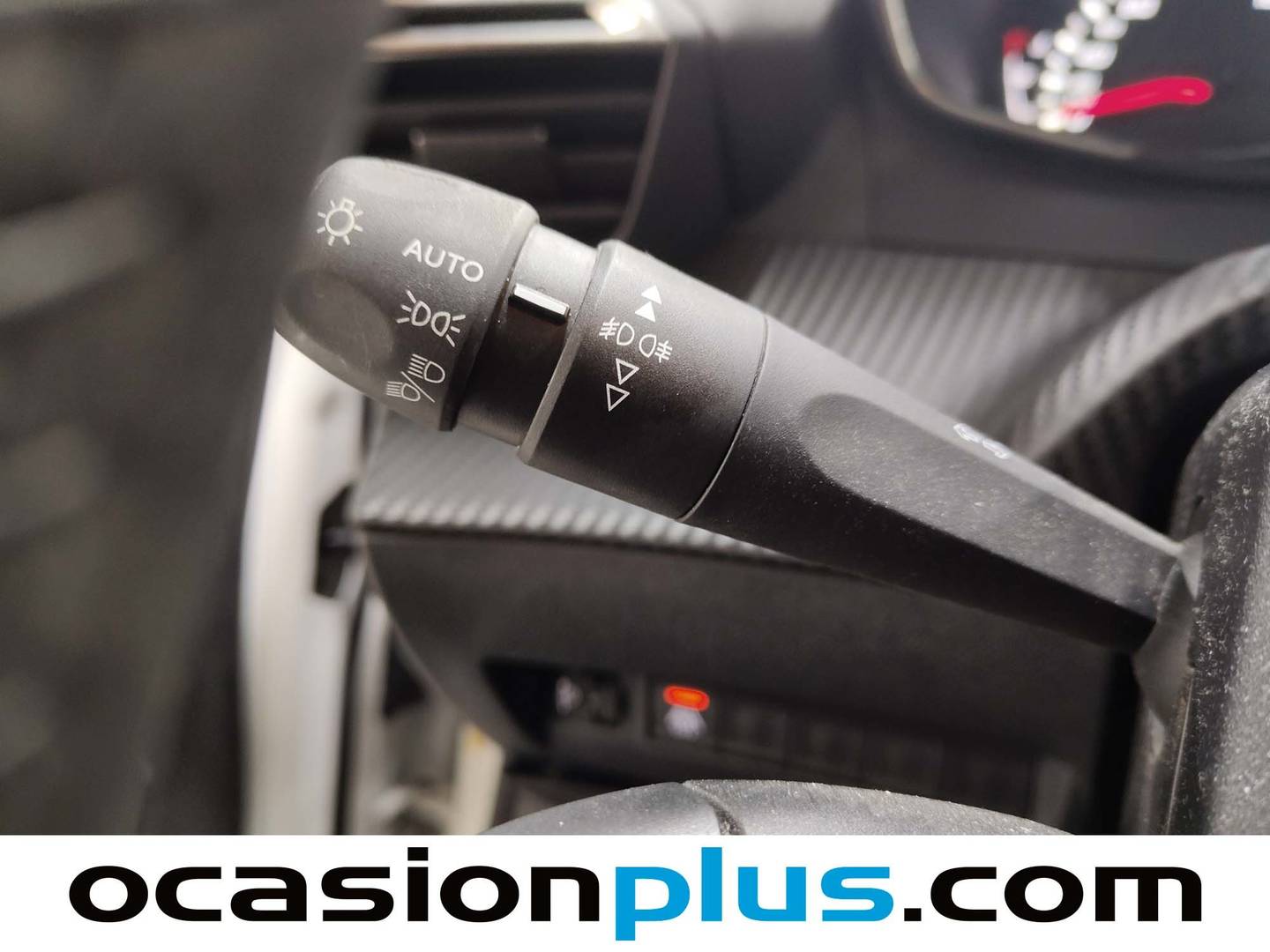 Foto Peugeot 2008 Peugeot 2008 BlueHDi 110 S&S Active Pack (110 CV)