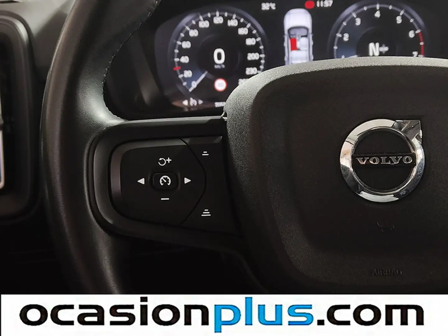 Foto Volvo XC40 Volvo XC40 T2 Essential (129 CV)