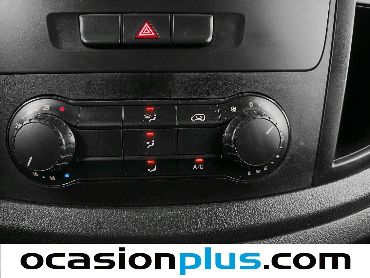 Equipamiento del Mercedes Vito Mercedes Vito Furgon 111 CDI Compacta (114 CV)