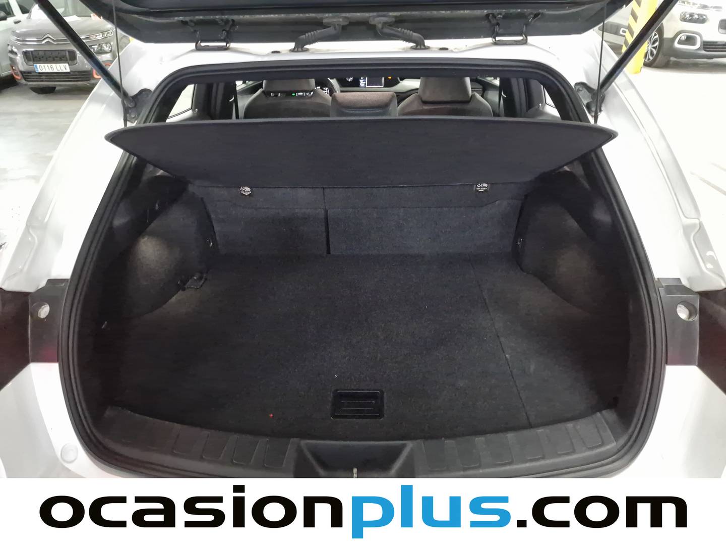 Fotos maletero Lexus UX Lexus UX 250h Business 2WD (184 CV)