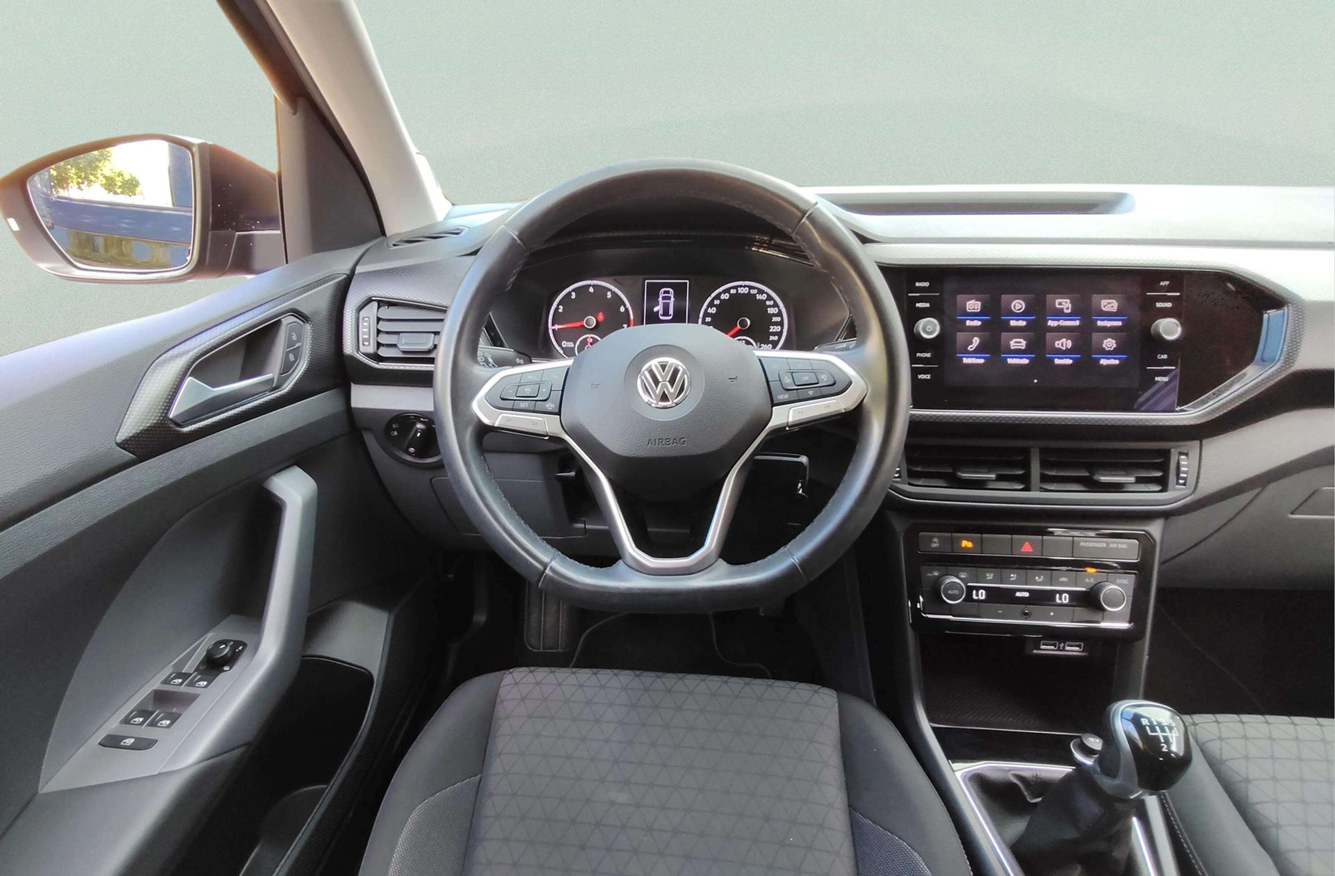 Volkswagen T-Cross Advance 1.0 TSI - foto 18