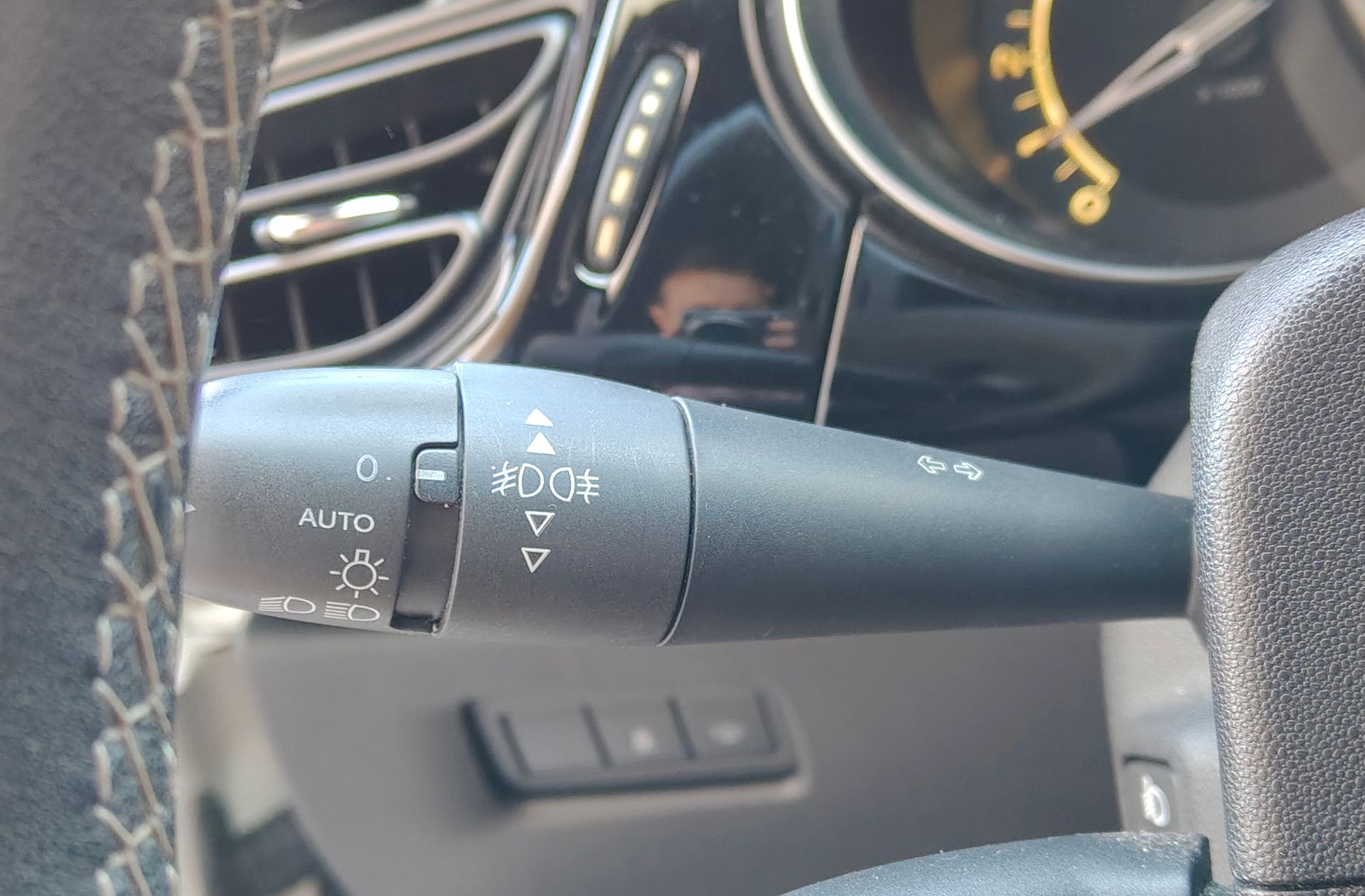 DS 3 BlueHDi 100 Style - foto 23