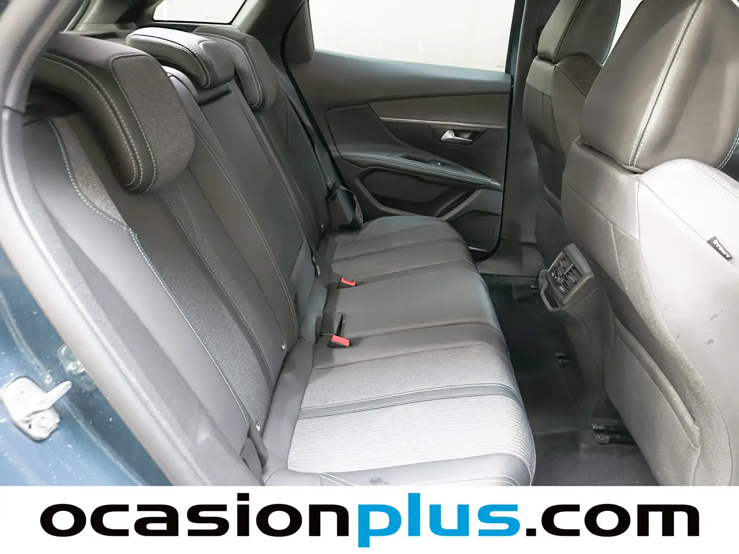 Foto Peugeot 3008 Peugeot 3008 PureTech 130 S&S Allure Pack EAT8 (130 CV)