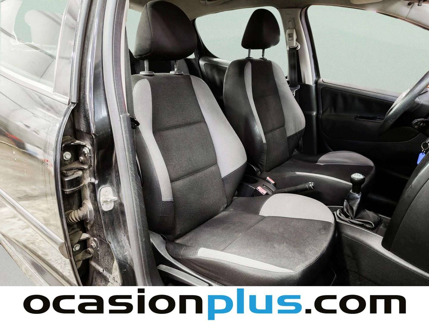 Peugeot 207 Peugeot 207 1.4i Confort (75 CV) gasolina