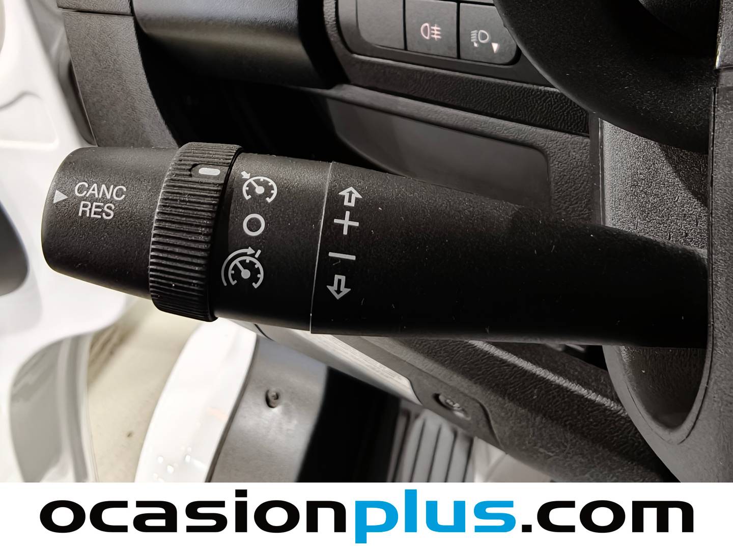 Foto Etrusco V5900 Etrusco V5900 D8 2.3 (140CV)