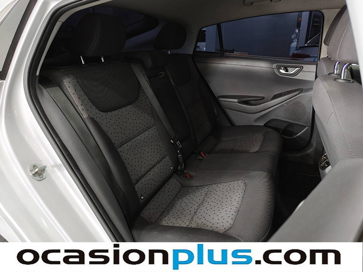 Foto Hyundai IONIQ Hyundai Ioniq EV Style (120 CV)