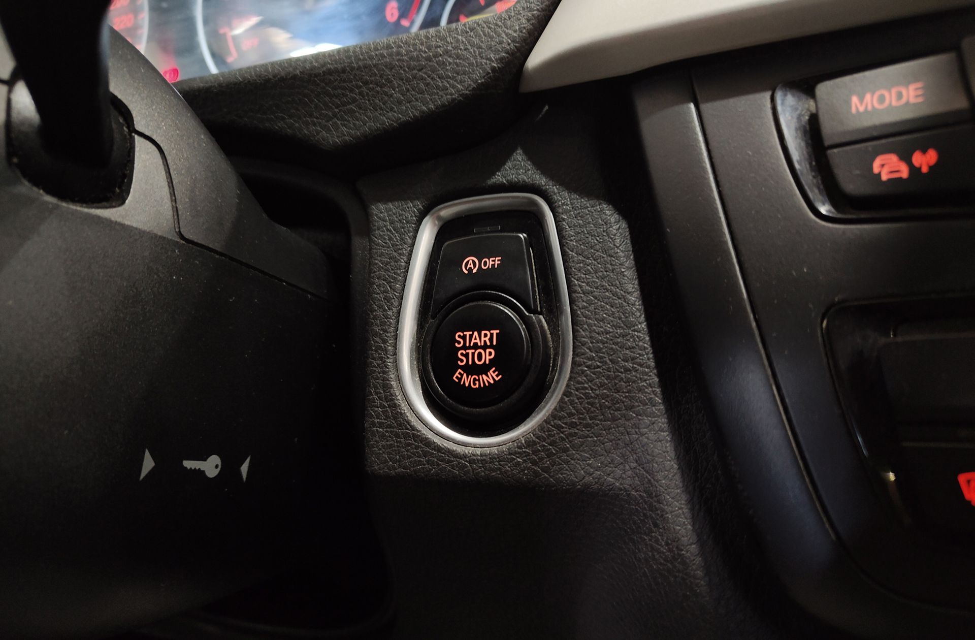 BMW Serie 3 318d - foto 34