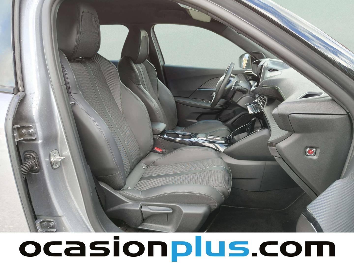 Foto Peugeot 2008 Peugeot 2008 BlueHDi 130 S&S GT EAT8 (130 CV)