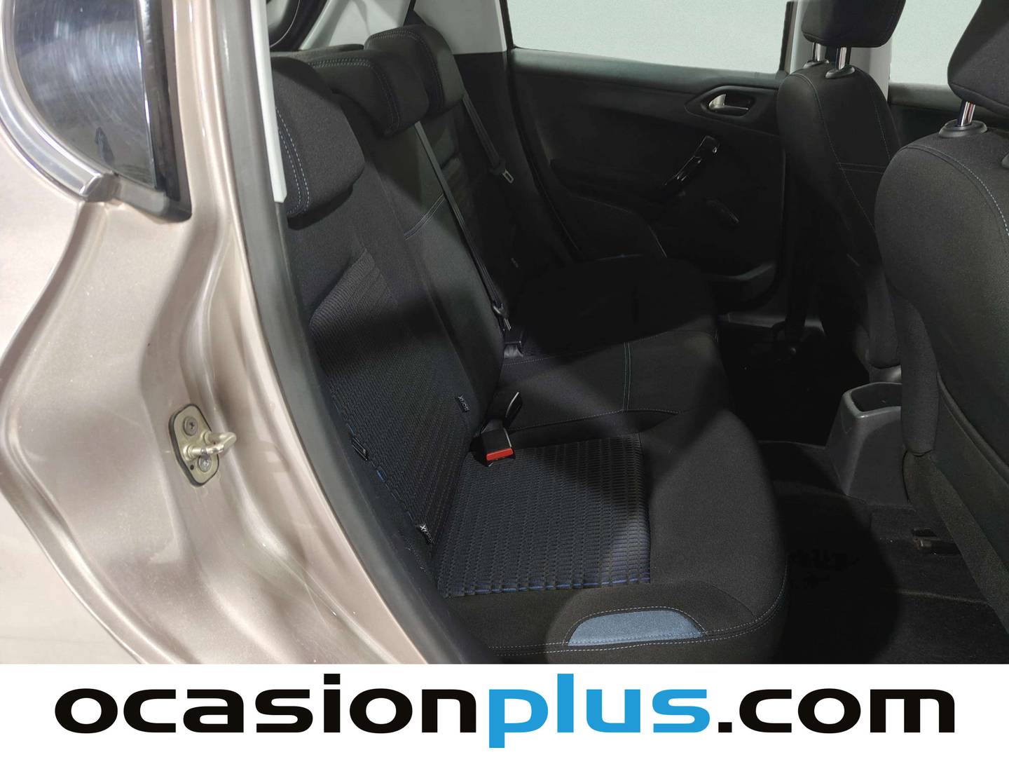 Peugeot 208 Peugeot 208 1.2 VTi Allure (82 CV) km 0