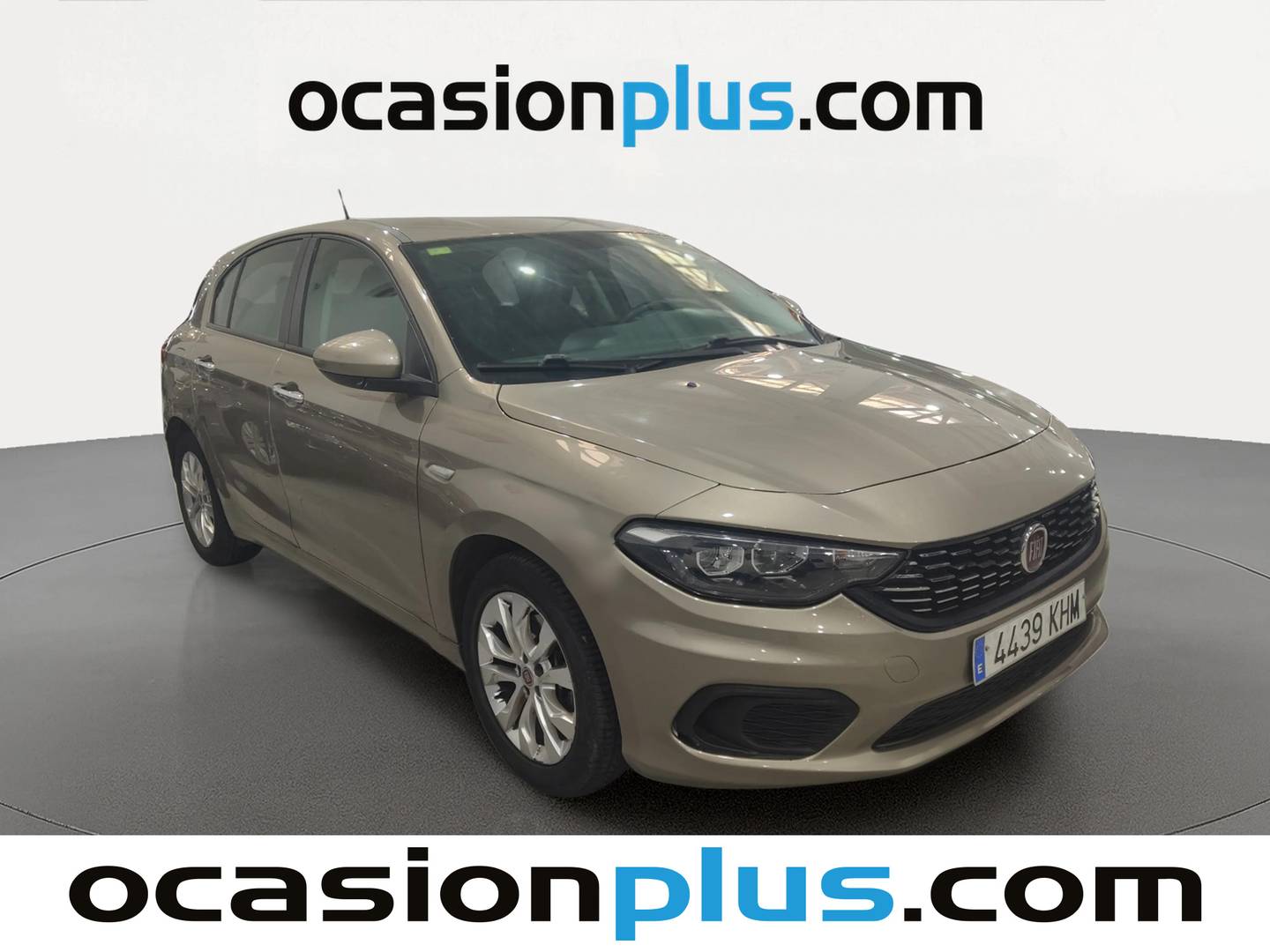 Foto delantera Fiat Tipo Fiat Tipo 1.4 Easy (95 CV) derecha