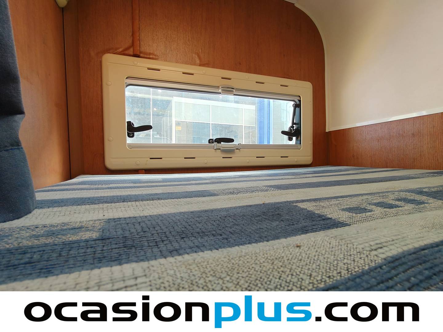 Foto Benimar ANTHUS Benimar ANTHUS 2.3 Diesel 5000 LF (110 CV) 4 Plazas