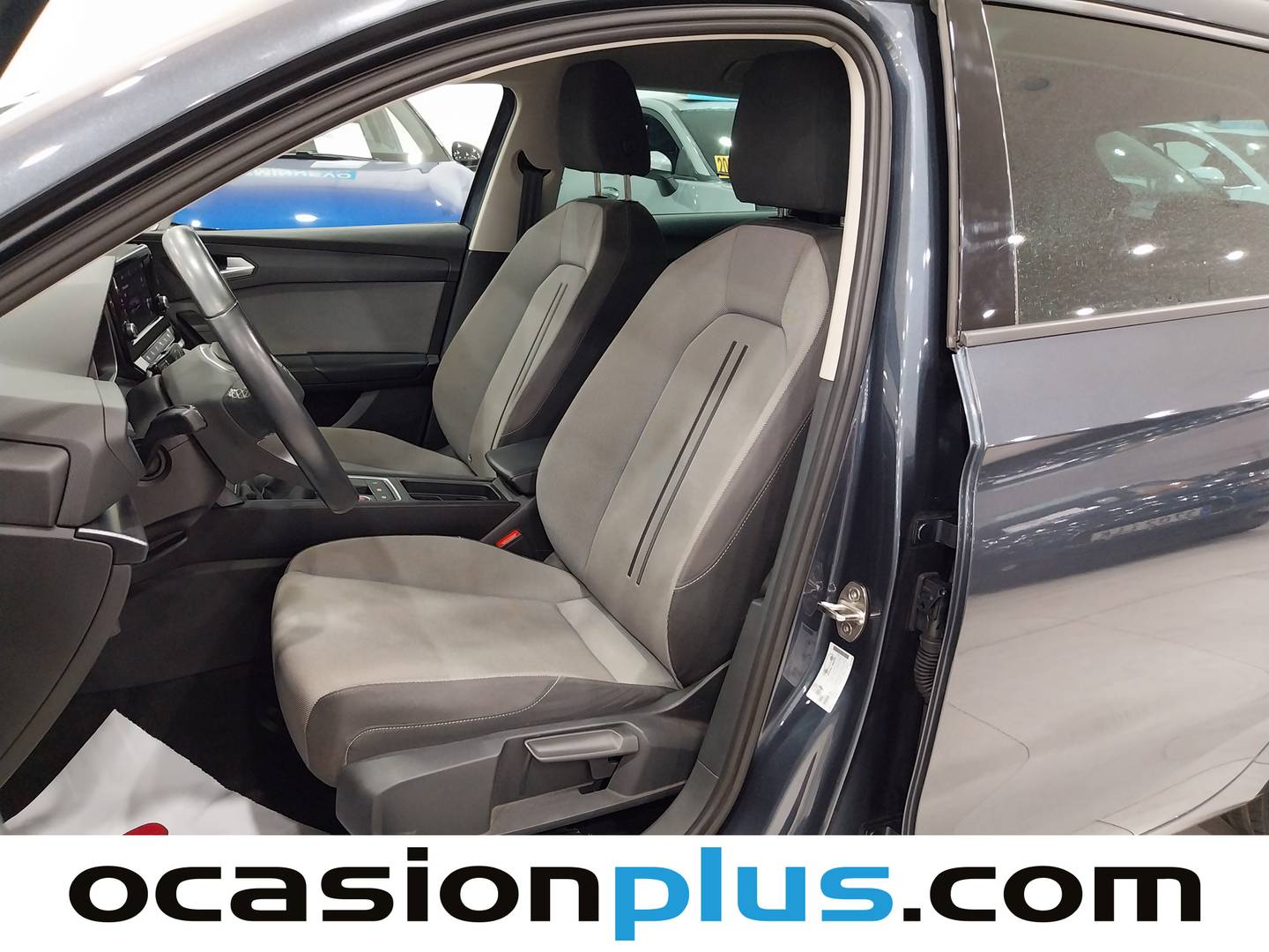 Foto asientos delanteros Seat León SEAT León ST 1.5 TSI S&S Style XL (130 CV)